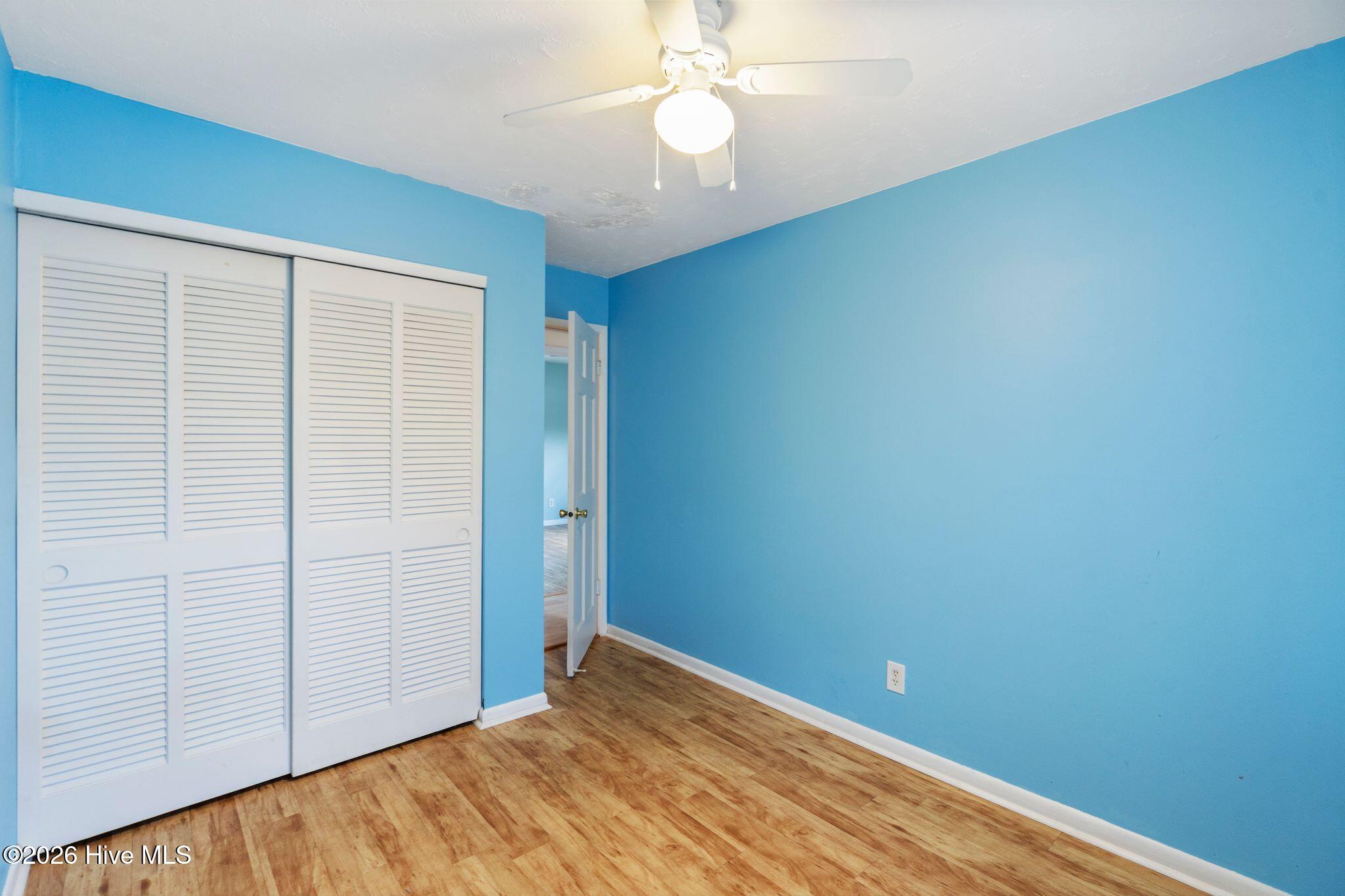 414 Thomas Drive Property Photo 20