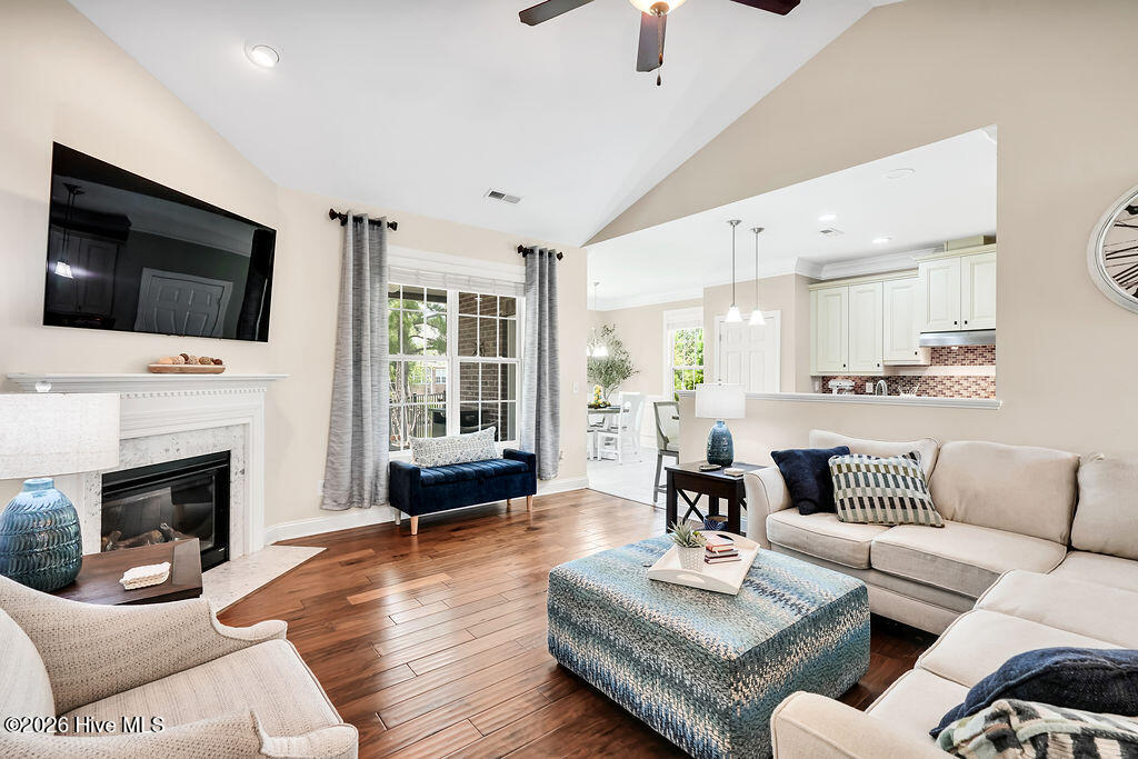 1016 Ginger Lily Way Property Photo 10