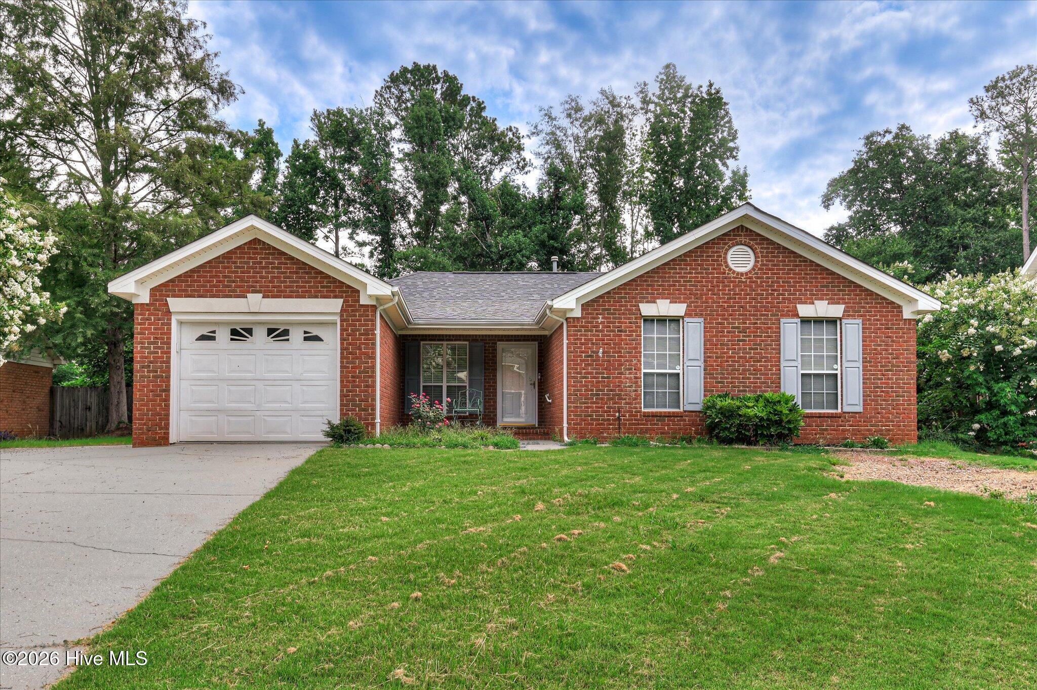 515 Oak Chase Drive Property Photo 1