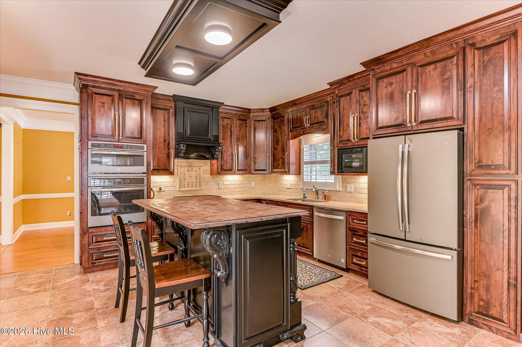723 Wood Valley Road Property Photo 17