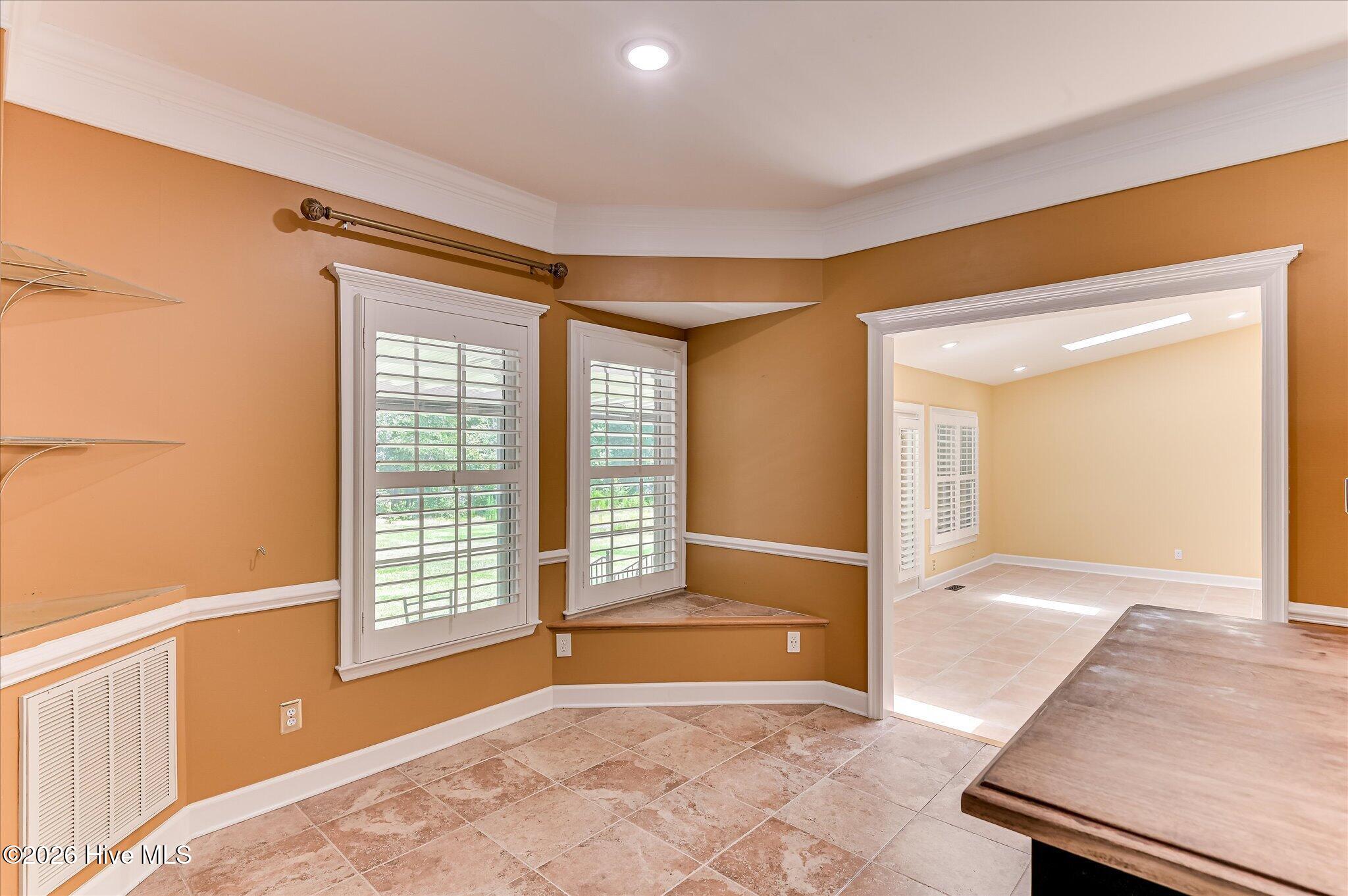 723 Wood Valley Road Property Photo 23