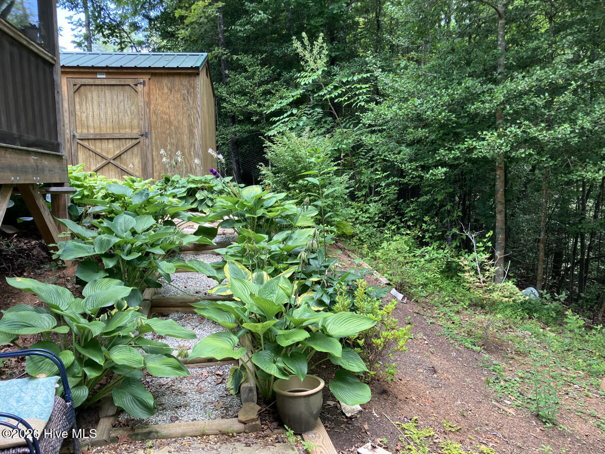 195 Woodcrest Drive Property Photo 33