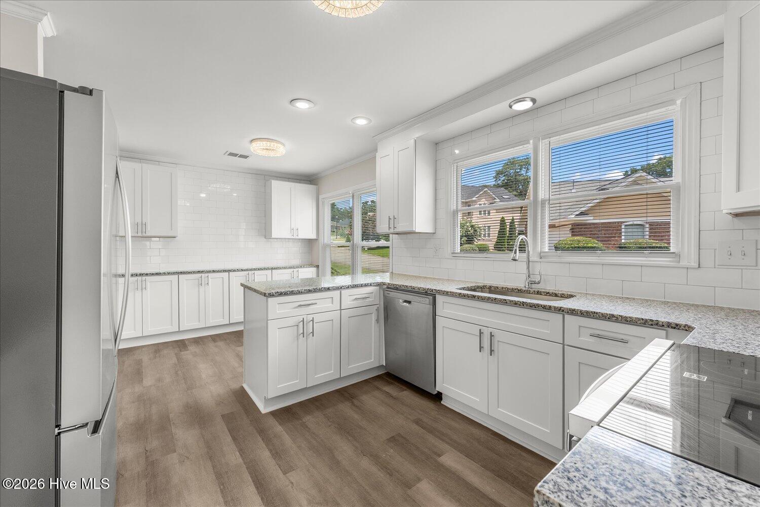2622 Chaucer Drive Property Photo 16
