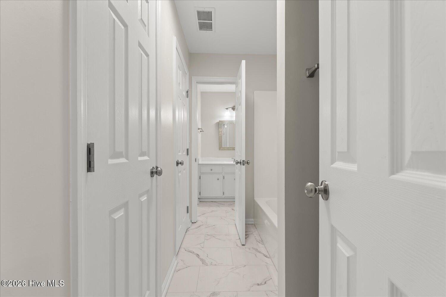 2622 Chaucer Drive Property Photo 36