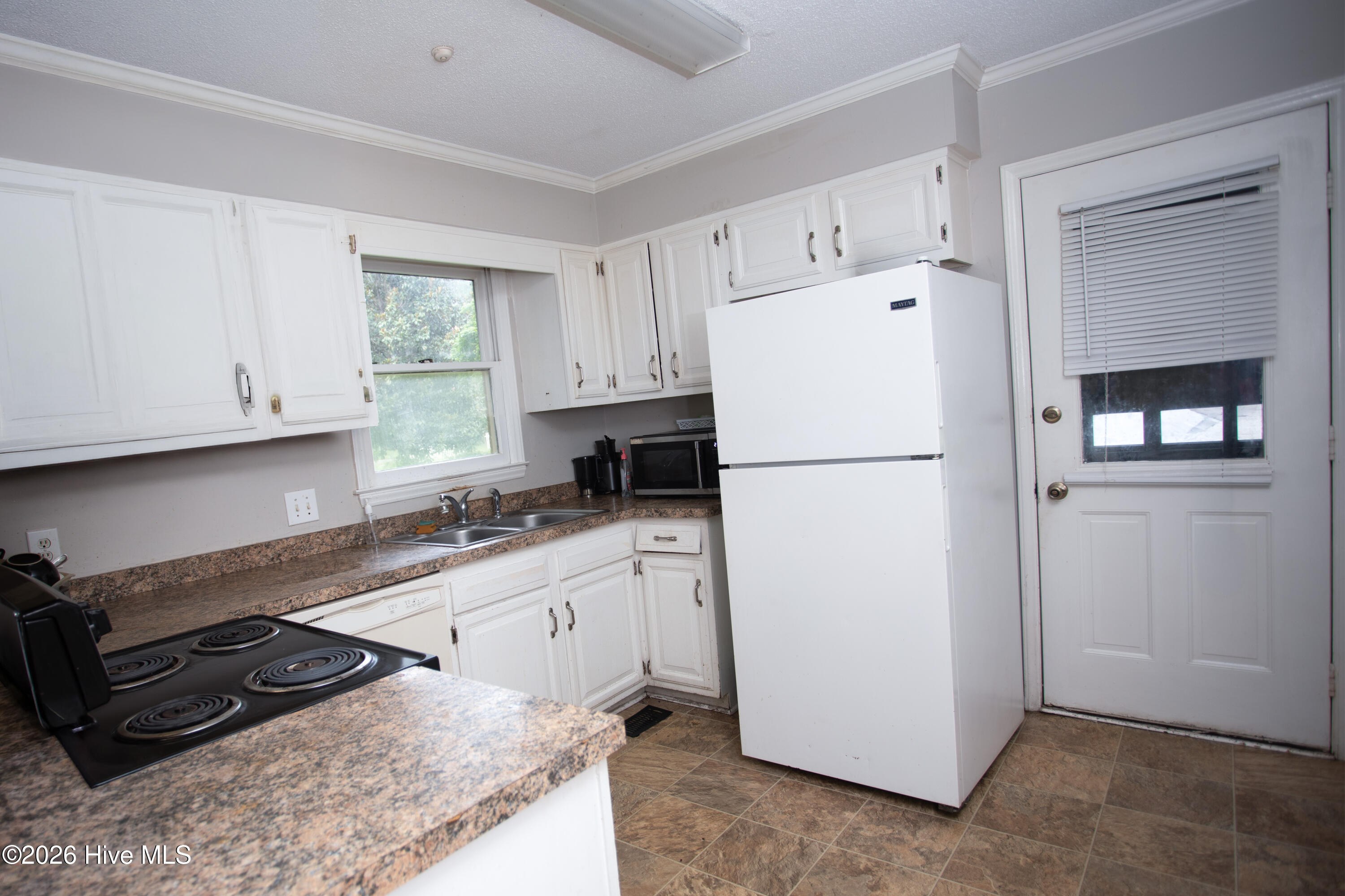 1504 Darby Place Property Photo 6