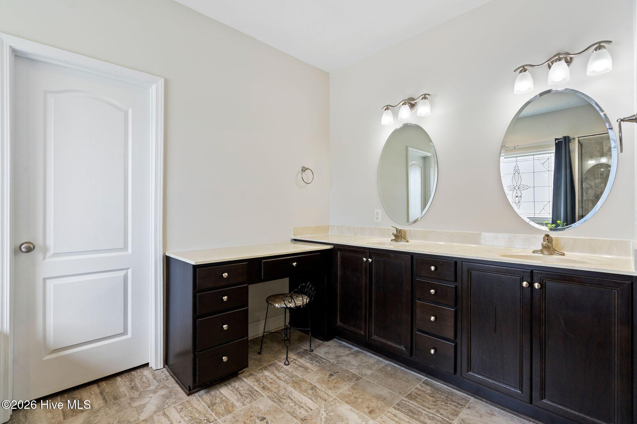 107 Camelot Drive Property Photo 42