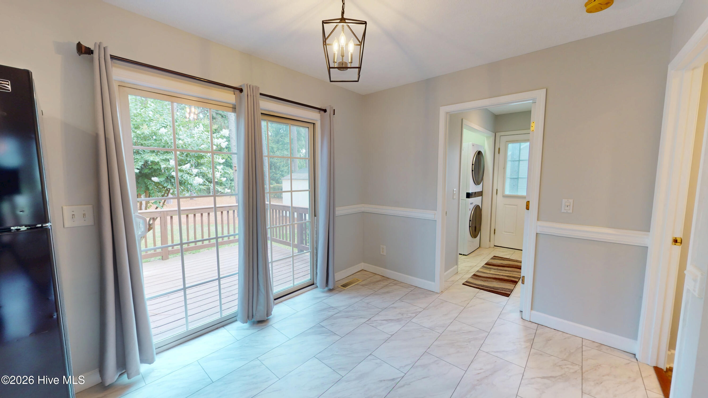 125 Forest Place Property Photo 10