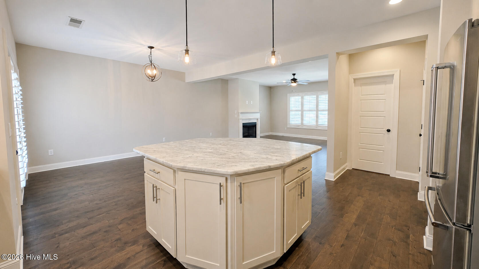 129 Pinebranch Court Property Photo 10