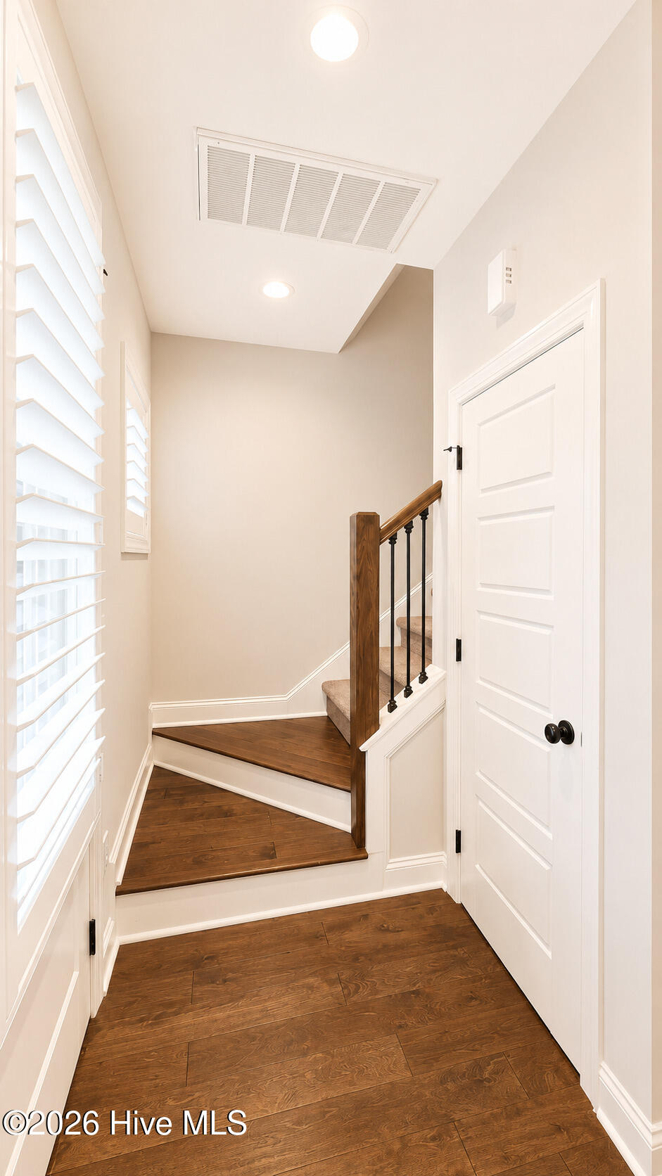 129 Pinebranch Court Property Photo 16