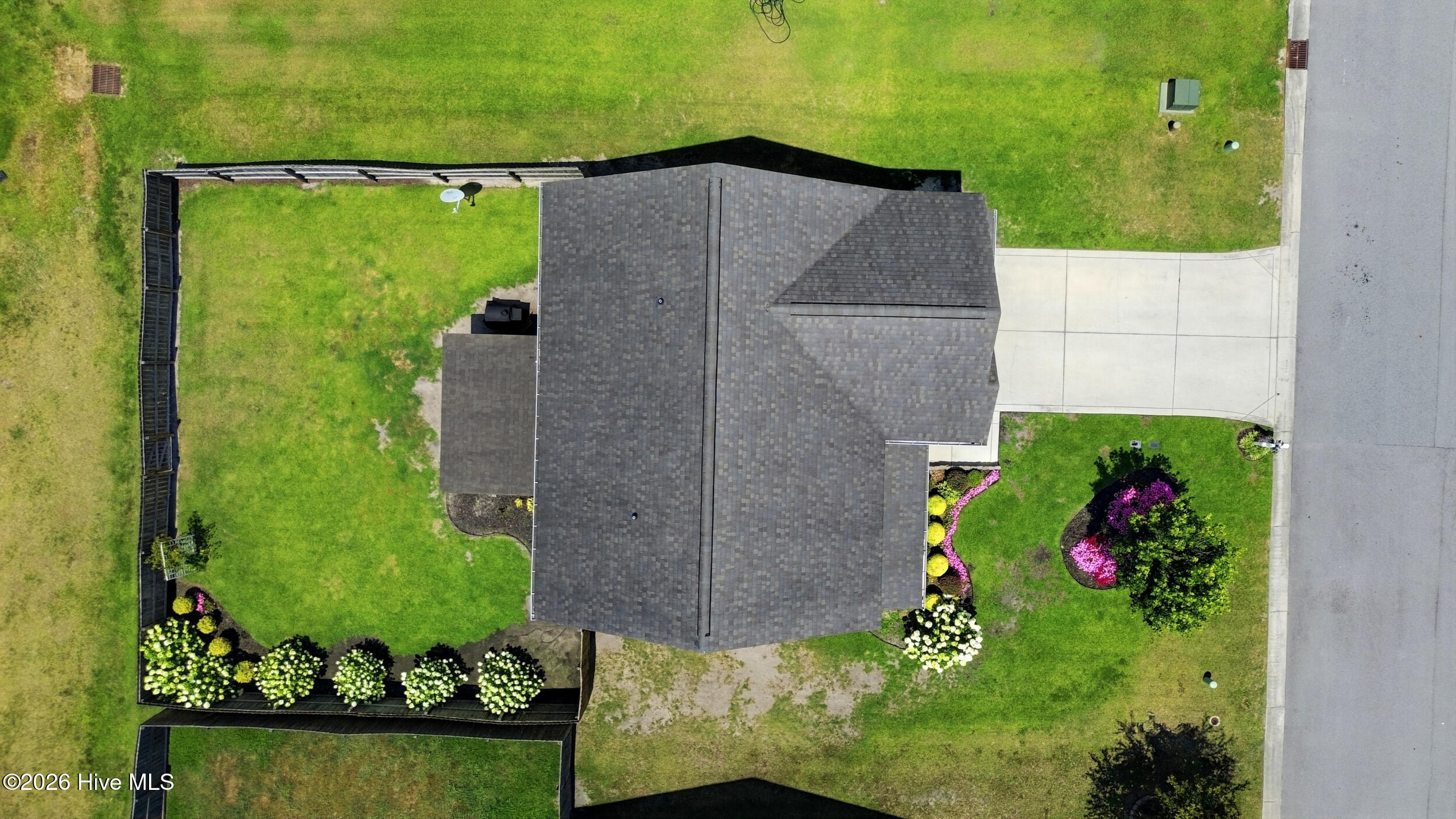 840 Dynasty Drive Property Photo 36