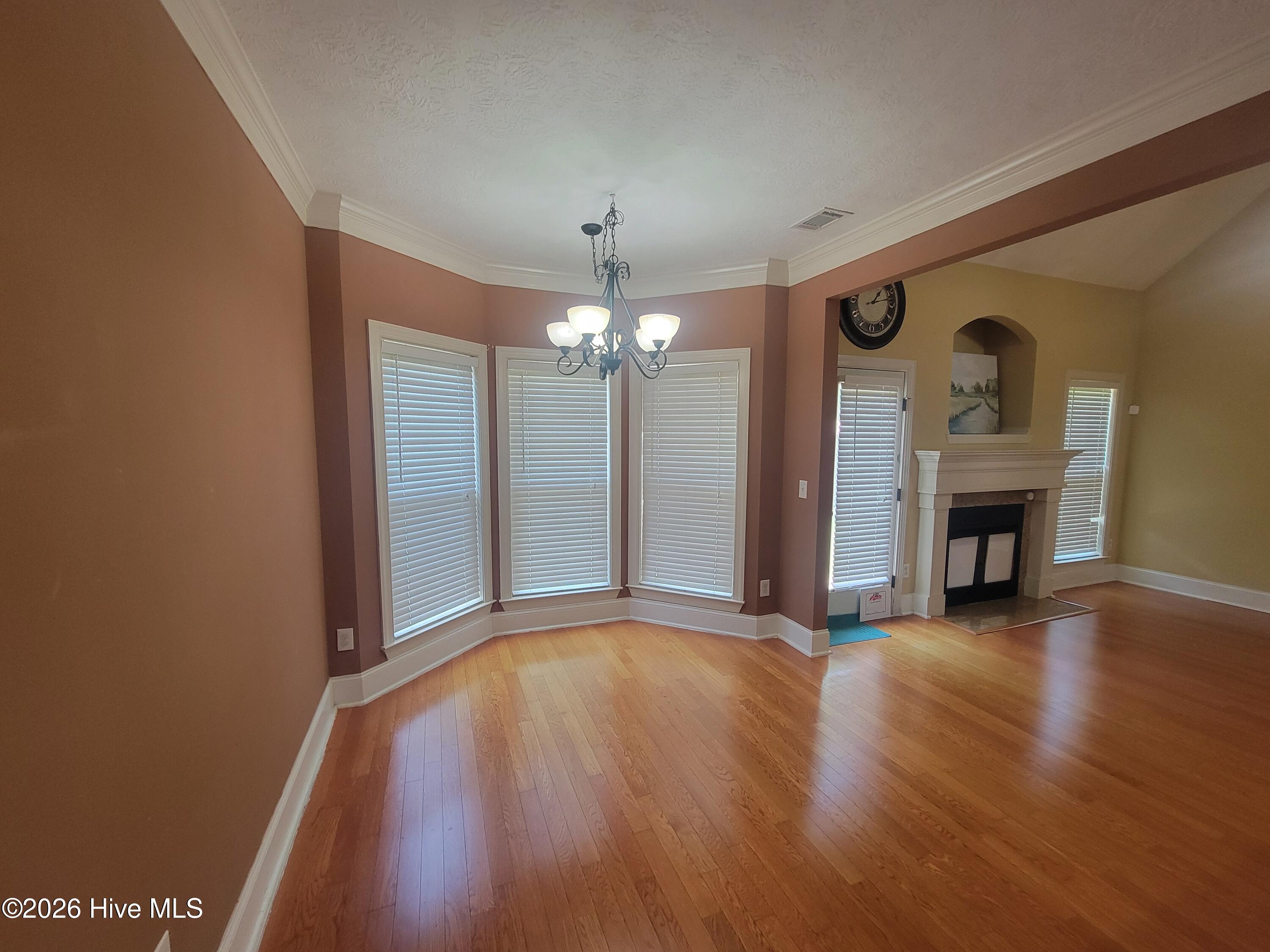 1010 Barrett Drive Property Photo 4