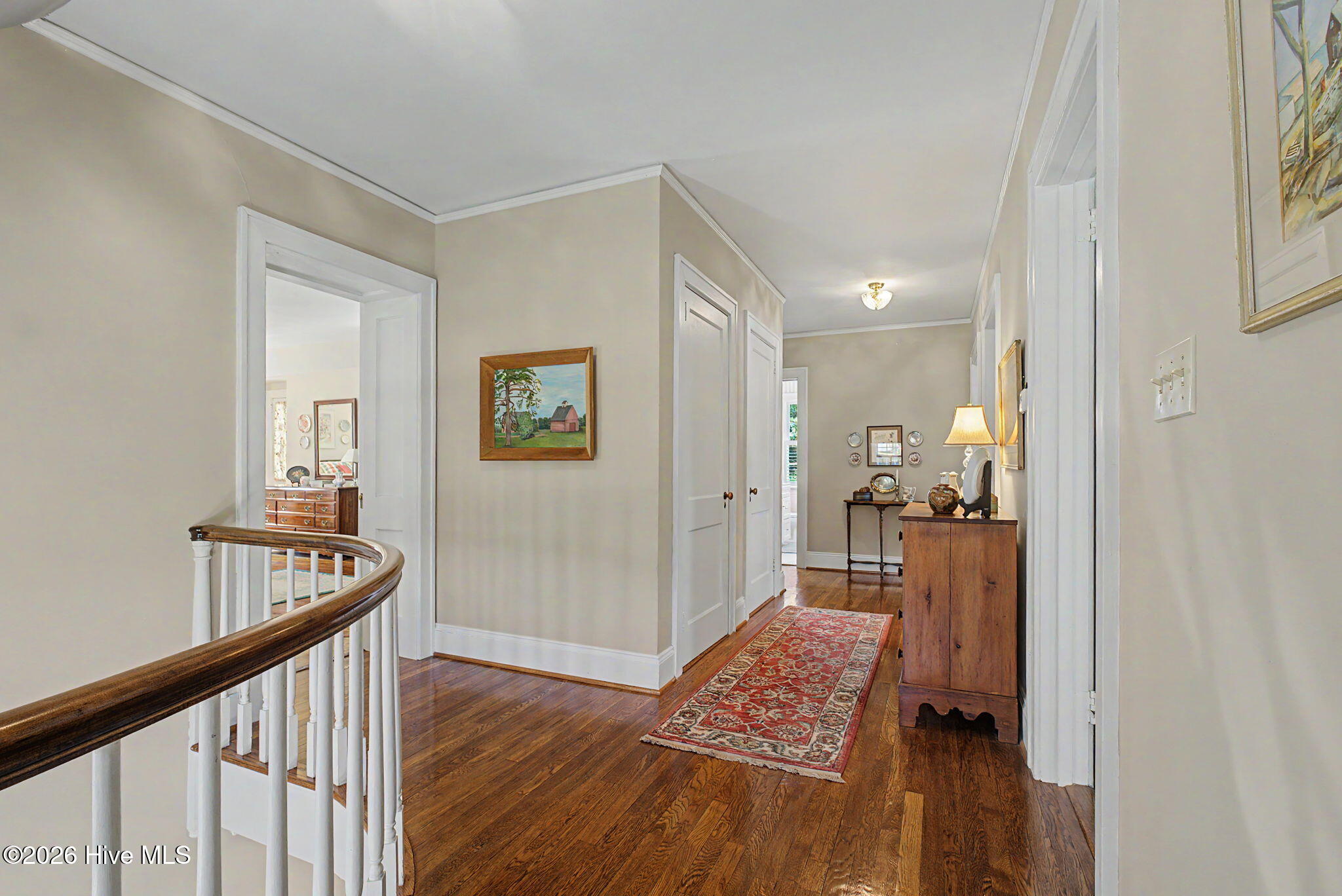 2521 Walton Way Property Photo 24