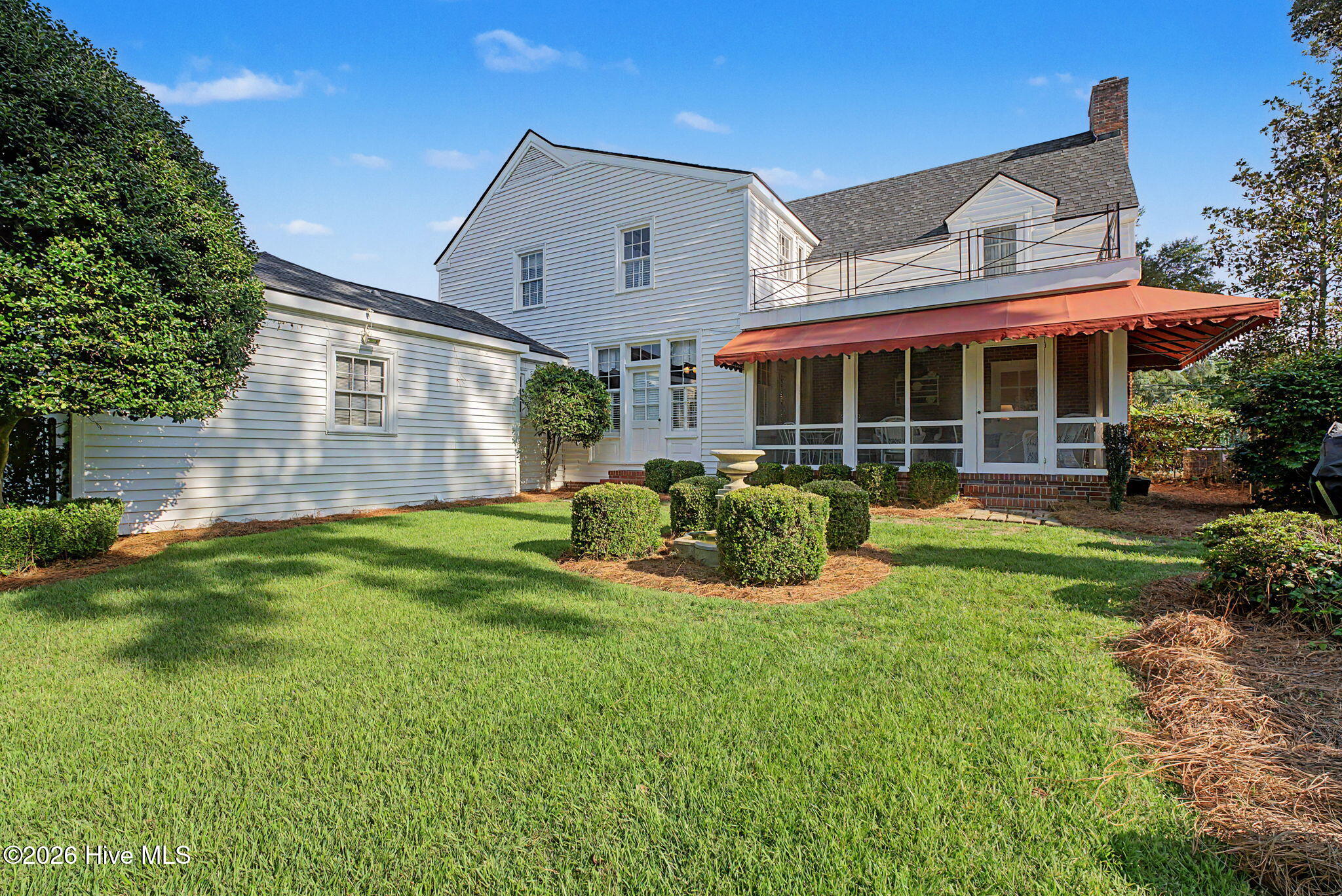 2521 Walton Way Property Photo 41