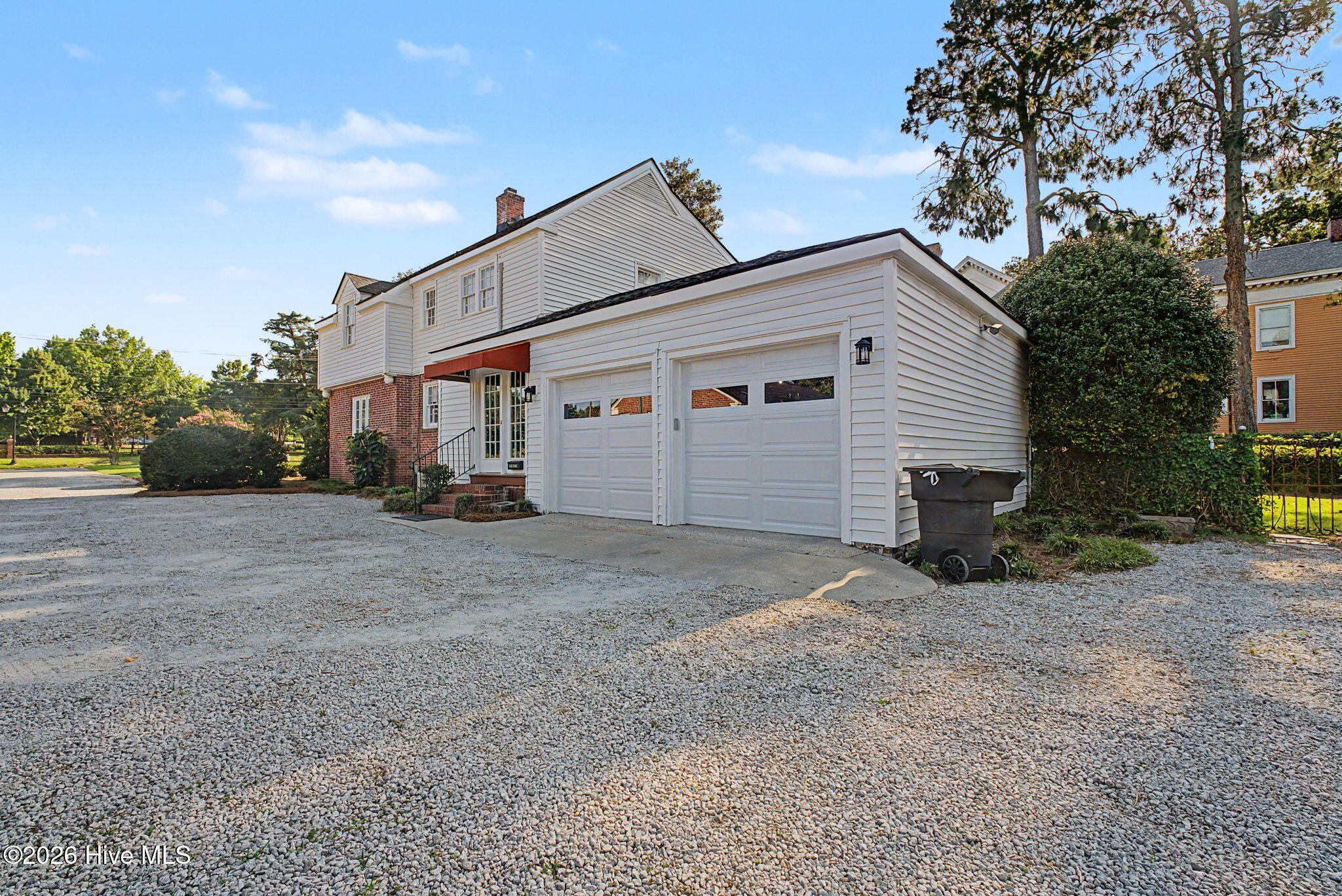 2521 Walton Way Property Photo 42