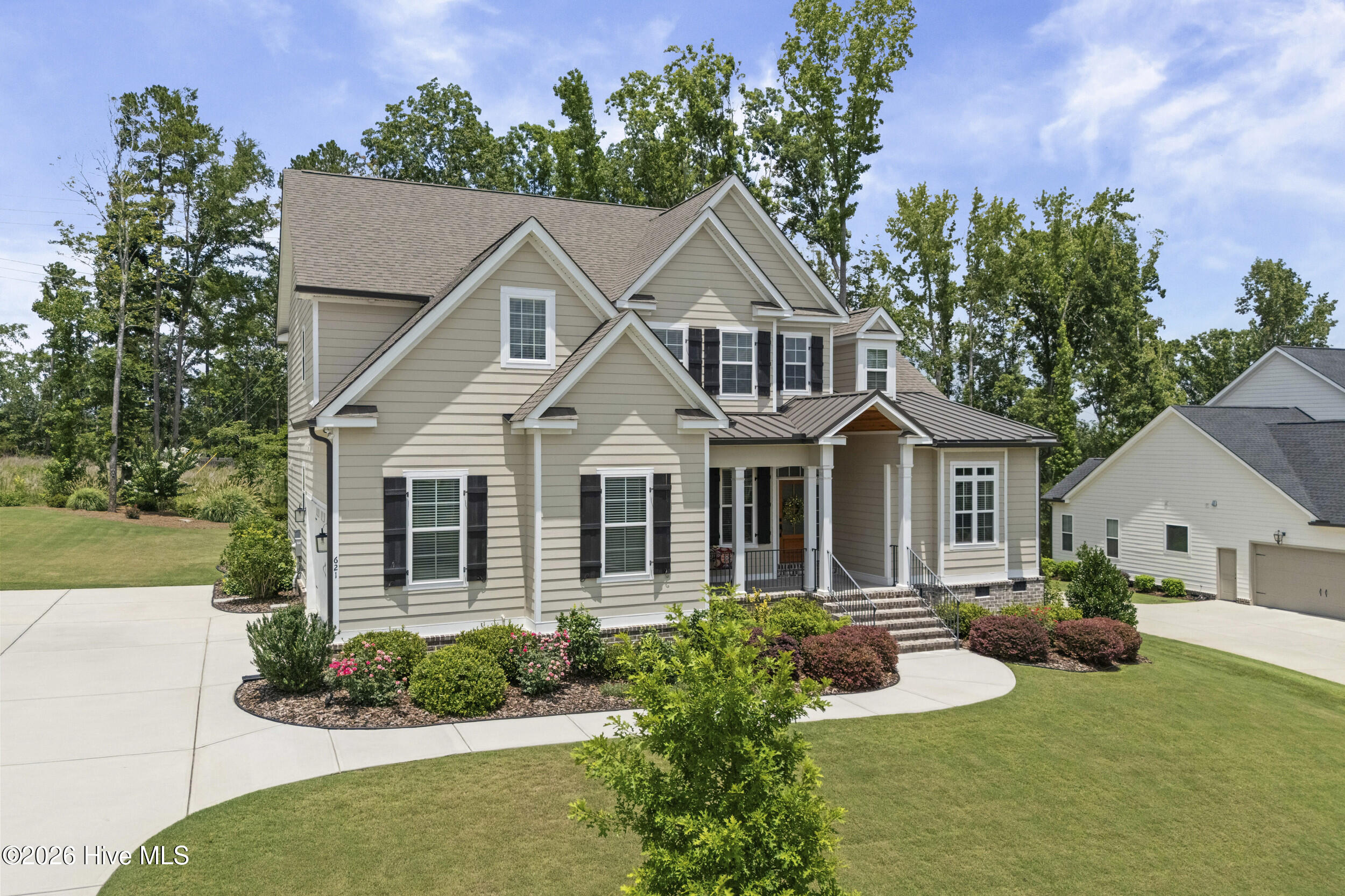 621 Darien Drive Property Photo 3