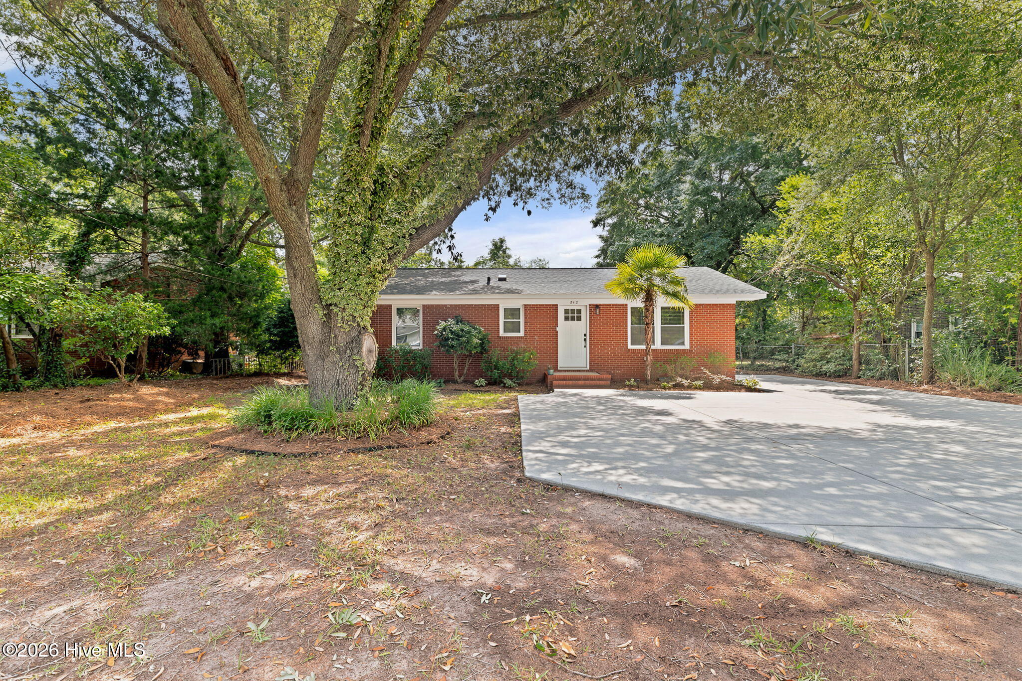 212 Wood Dale Drive Property Photo 1