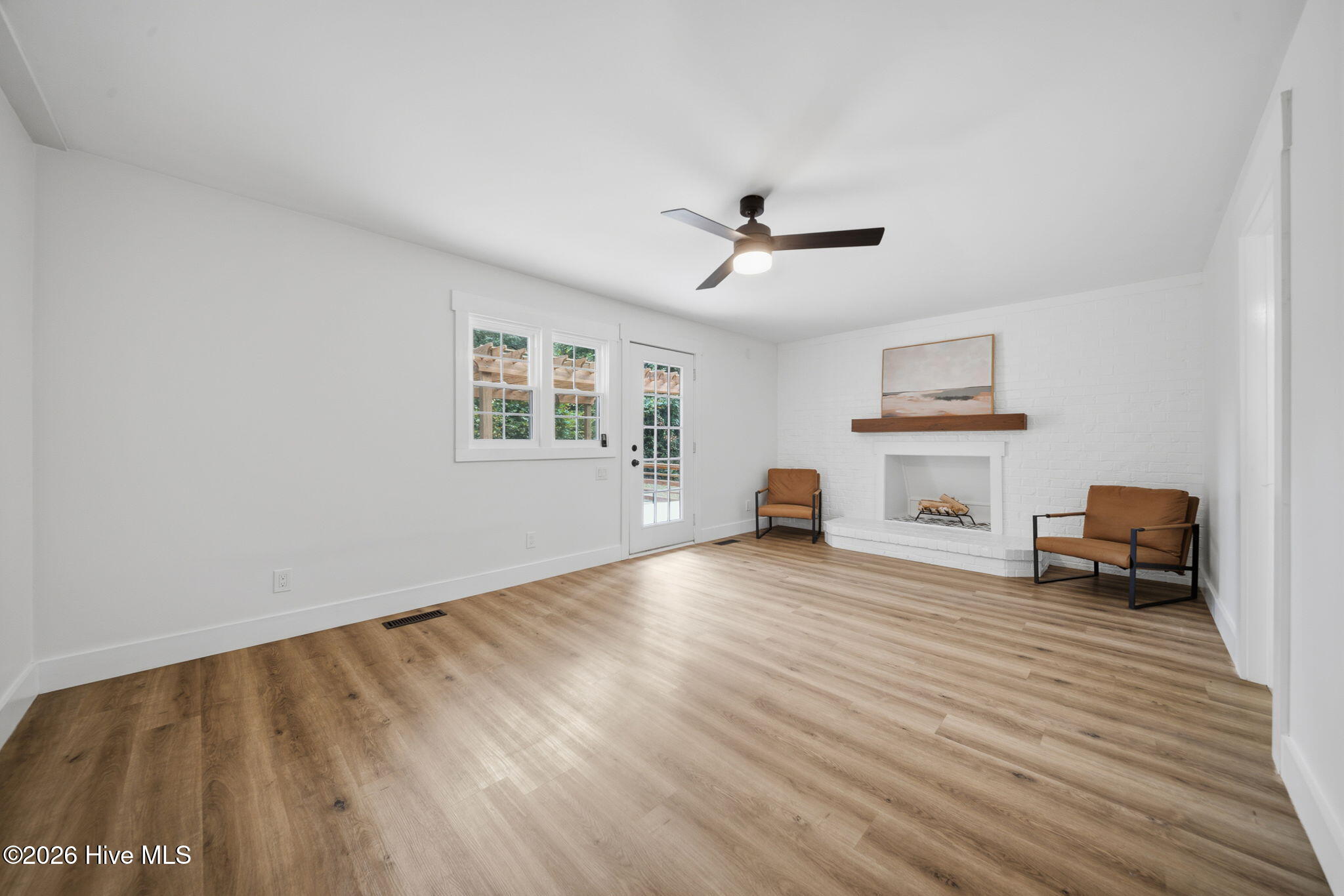212 Wood Dale Drive Property Photo 17