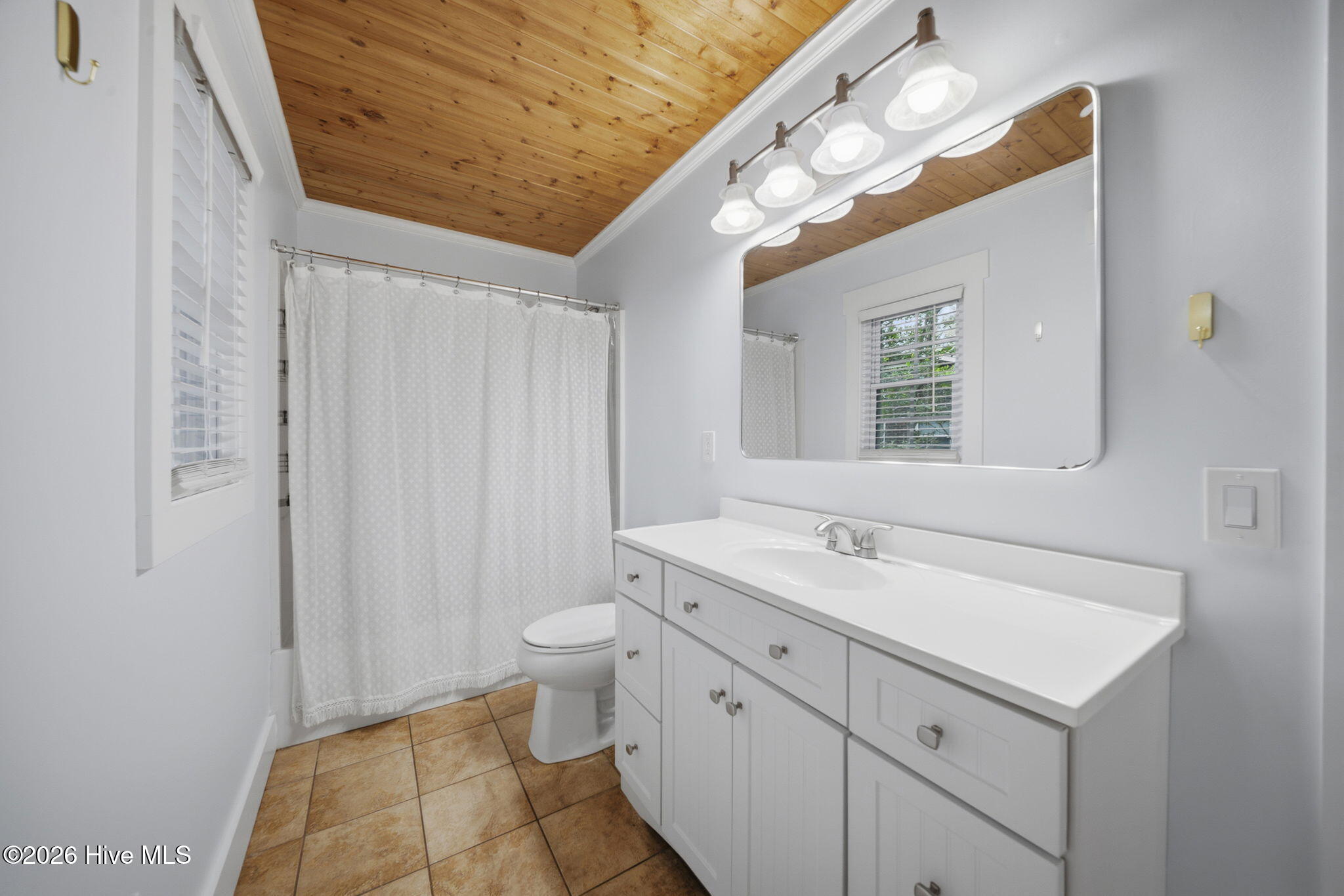 212 Wood Dale Drive Property Photo 20