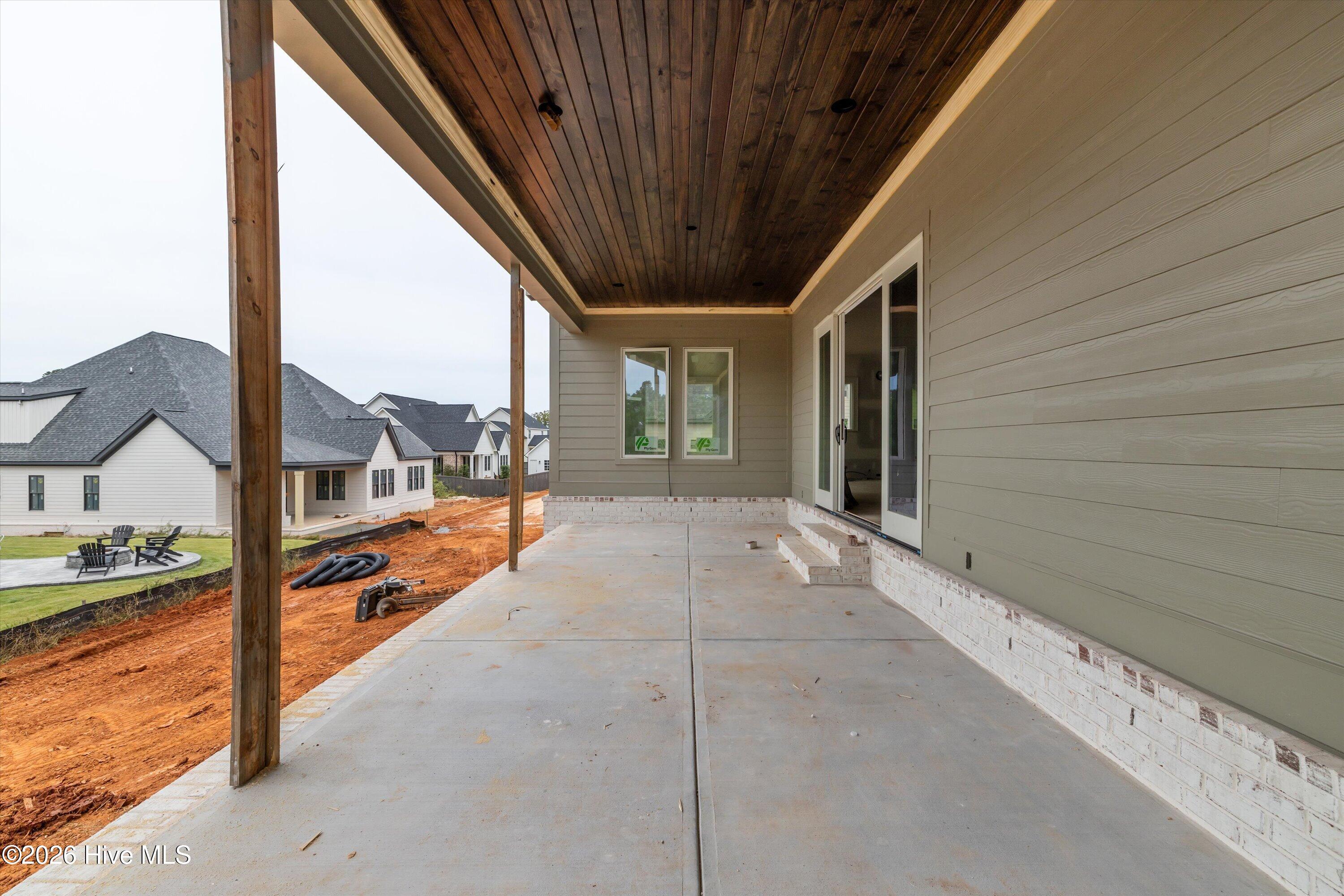 3128 Carillon Way Property Photo 38