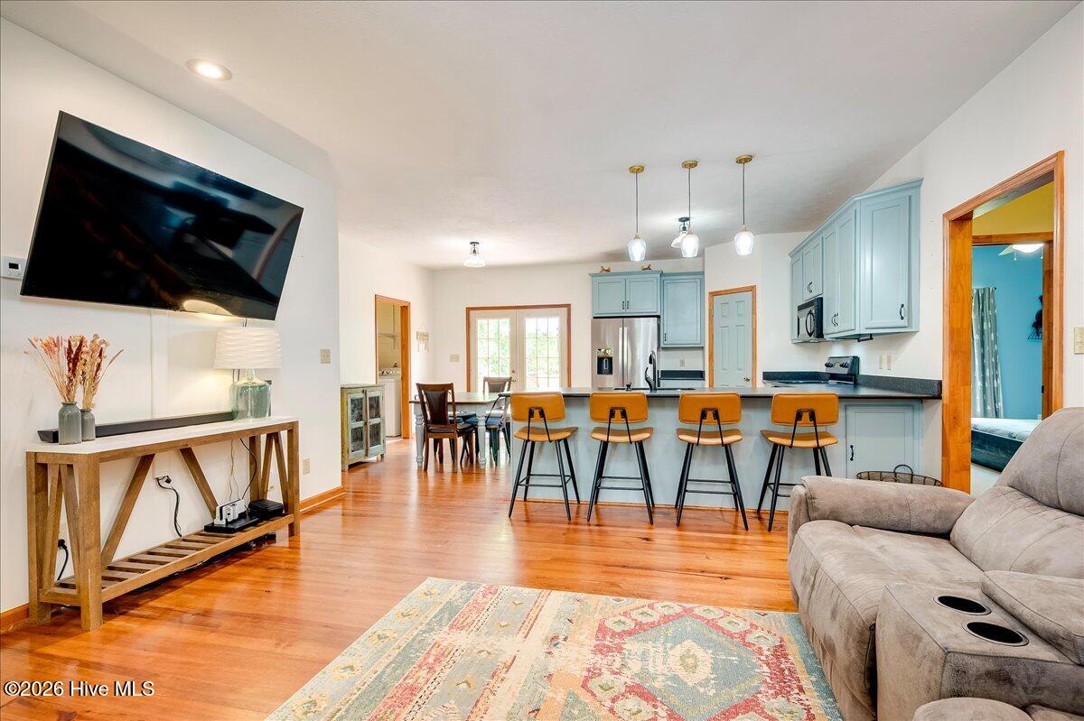 13 Sunset Circle Property Photo 4
