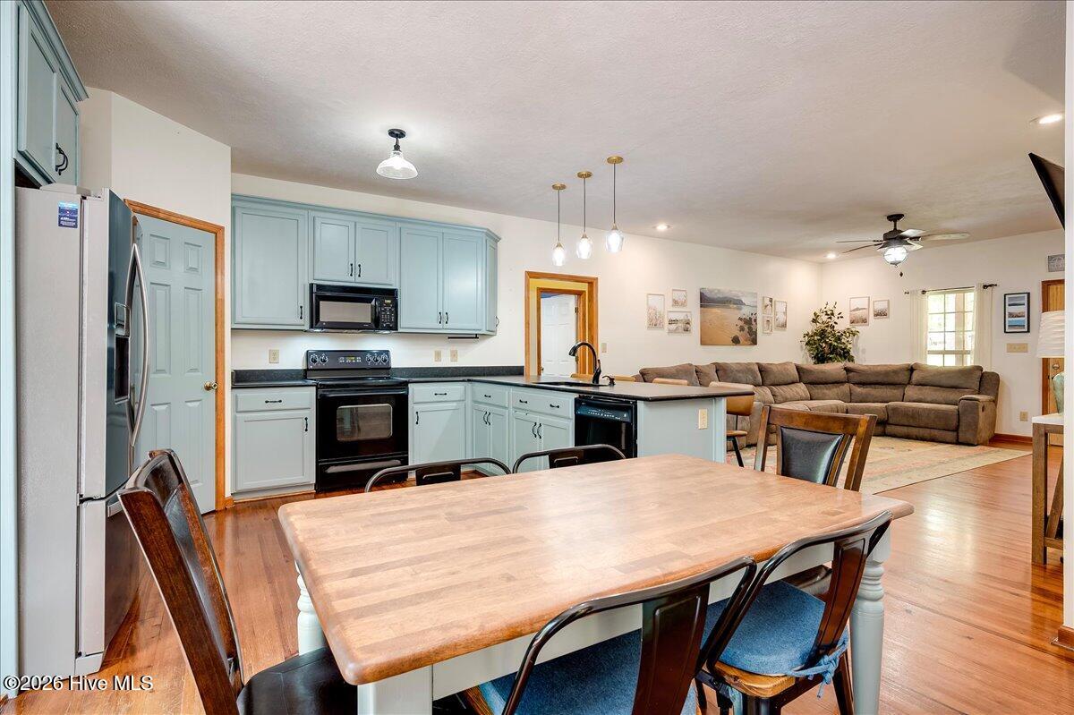 13 Sunset Circle Property Photo 7
