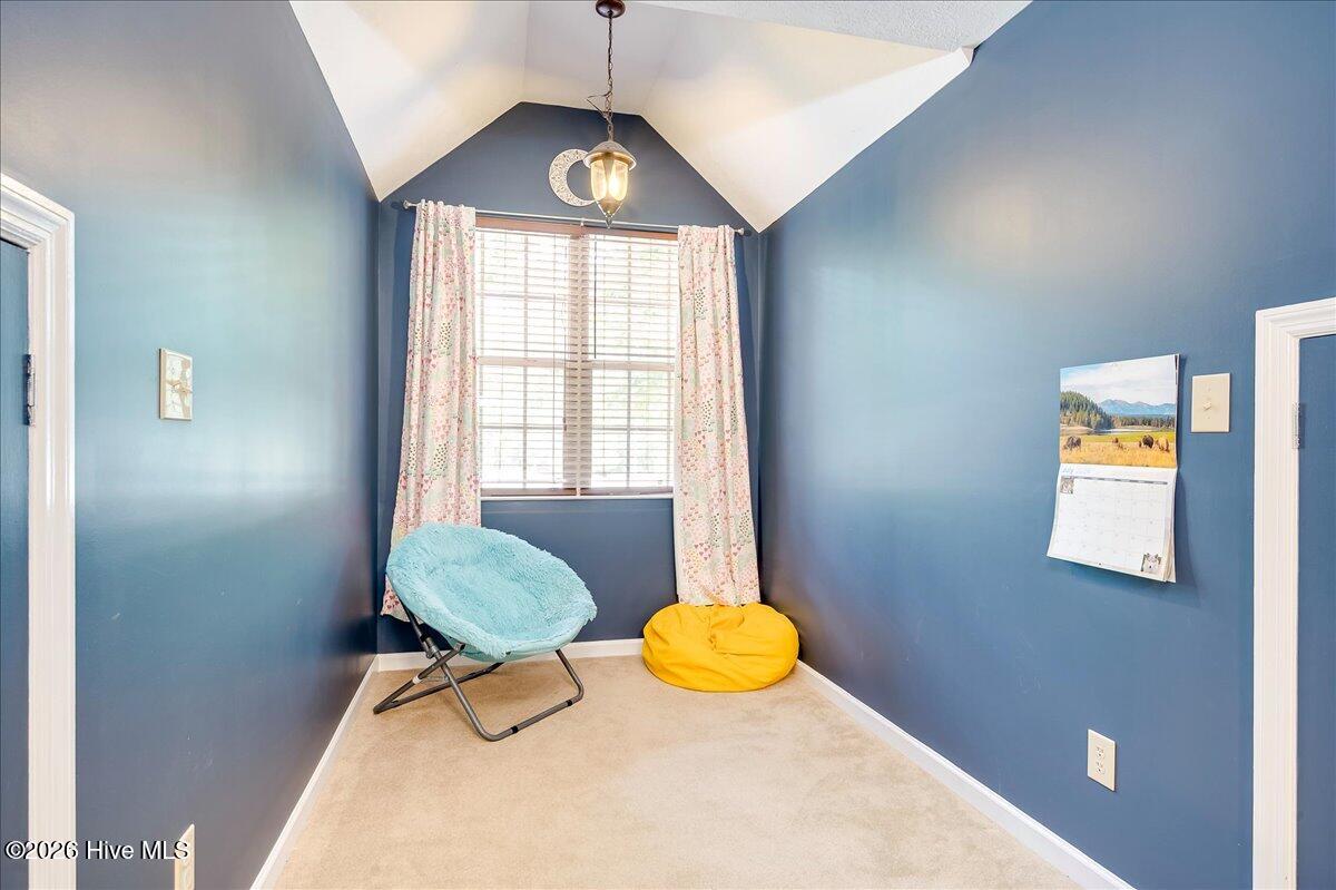 13 Sunset Circle Property Photo 19