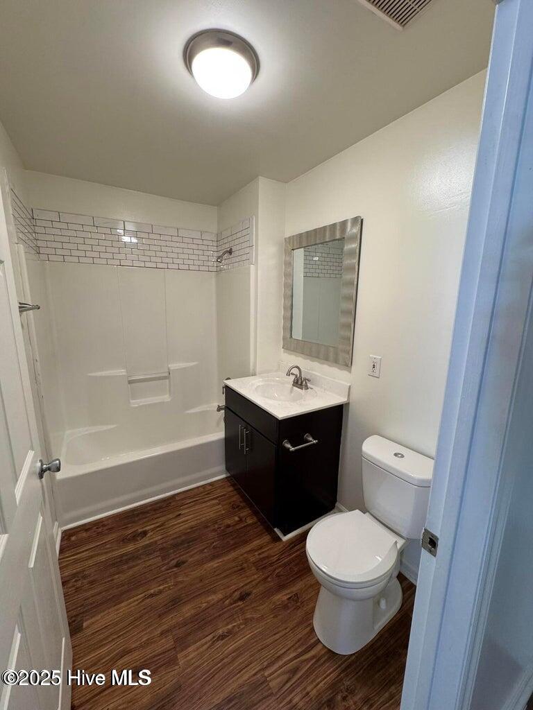 4008 Whitebridge Drive 12 Property Photo 8