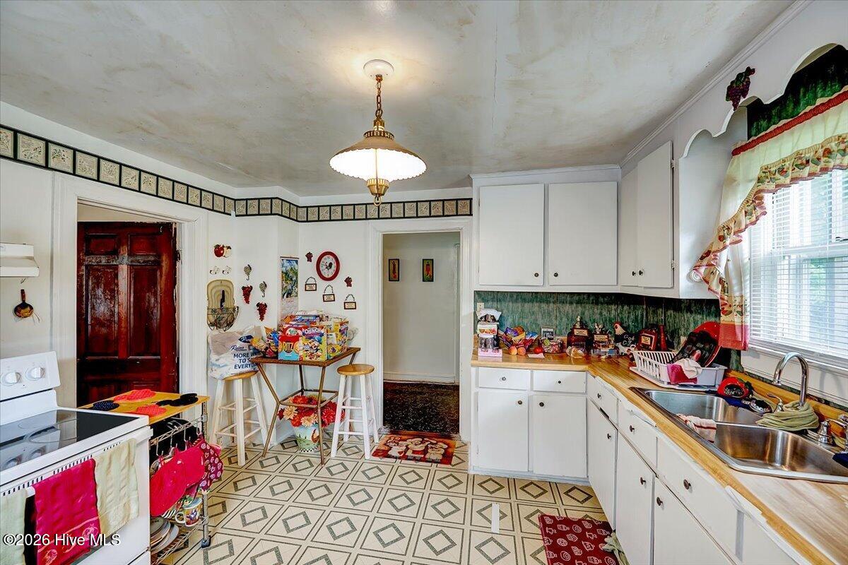 503 Granville Street Property Photo 11