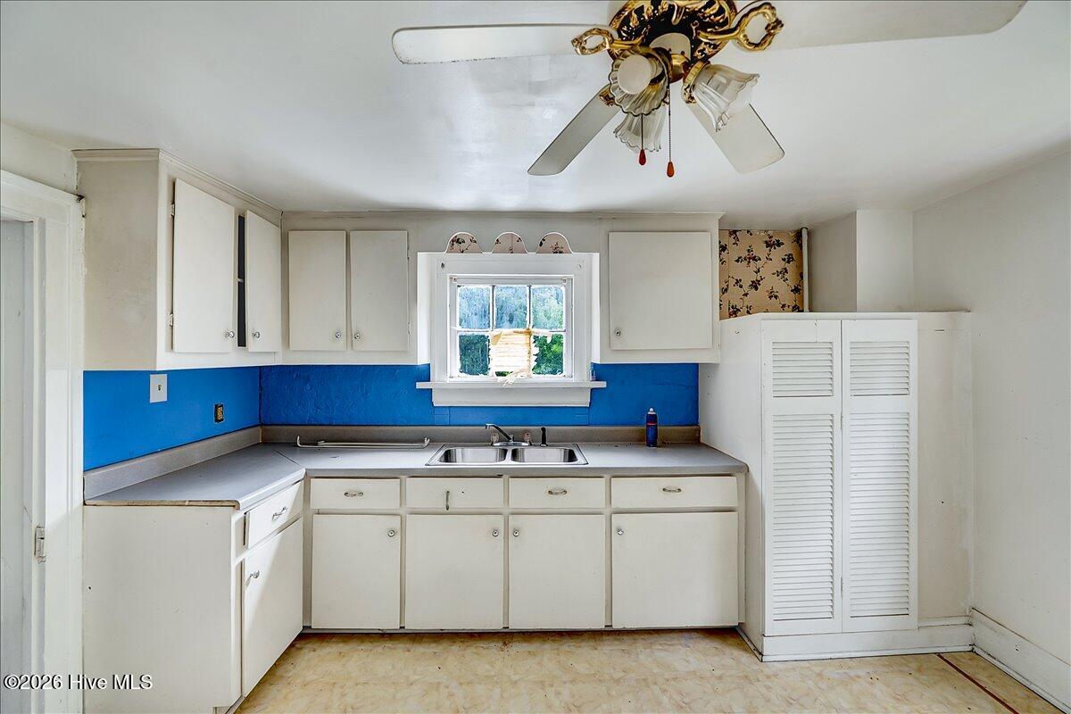 503 Granville Street Property Photo 21