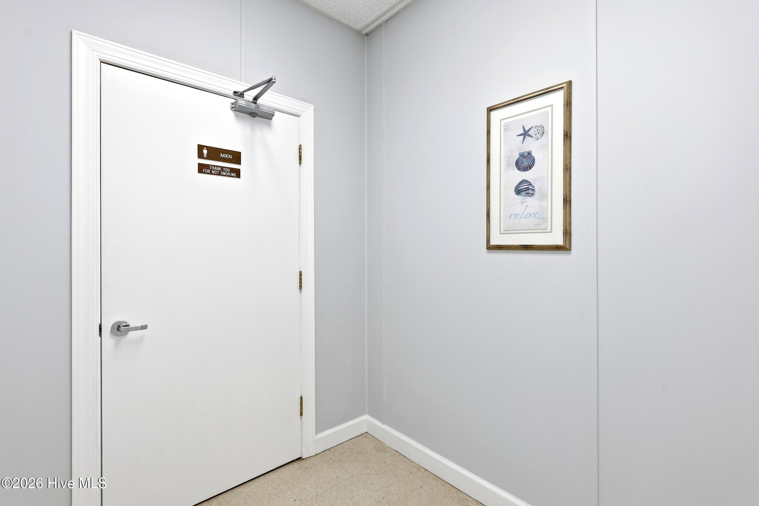 10 S Cardinal Drive S Unit 1 Property Photo 40