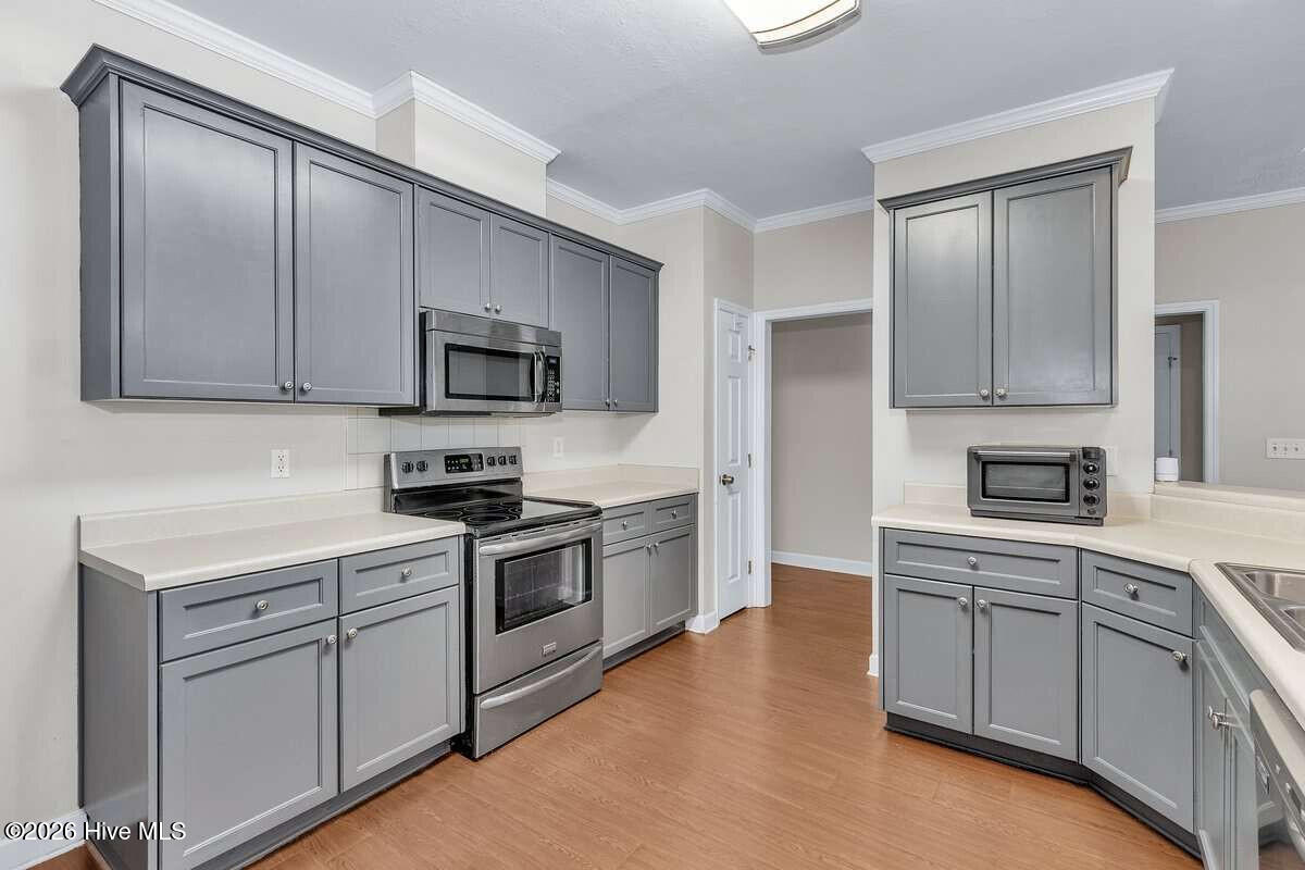 703 Harrison Drive Property Photo 5
