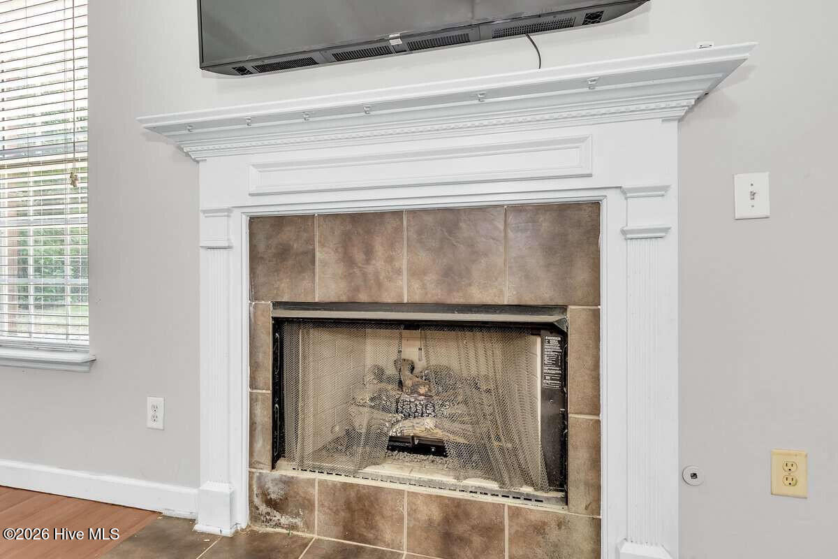 703 Harrison Drive Property Photo 11