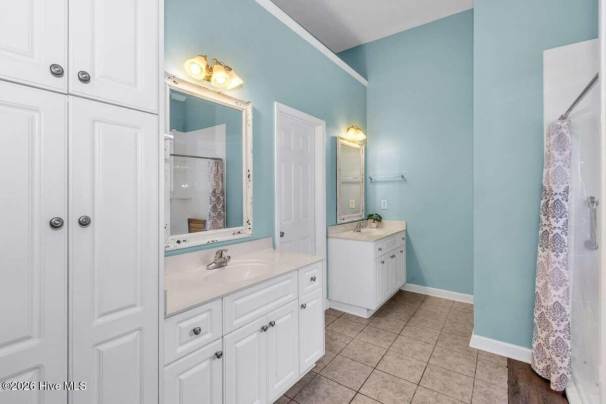 703 Harrison Drive Property Photo 11