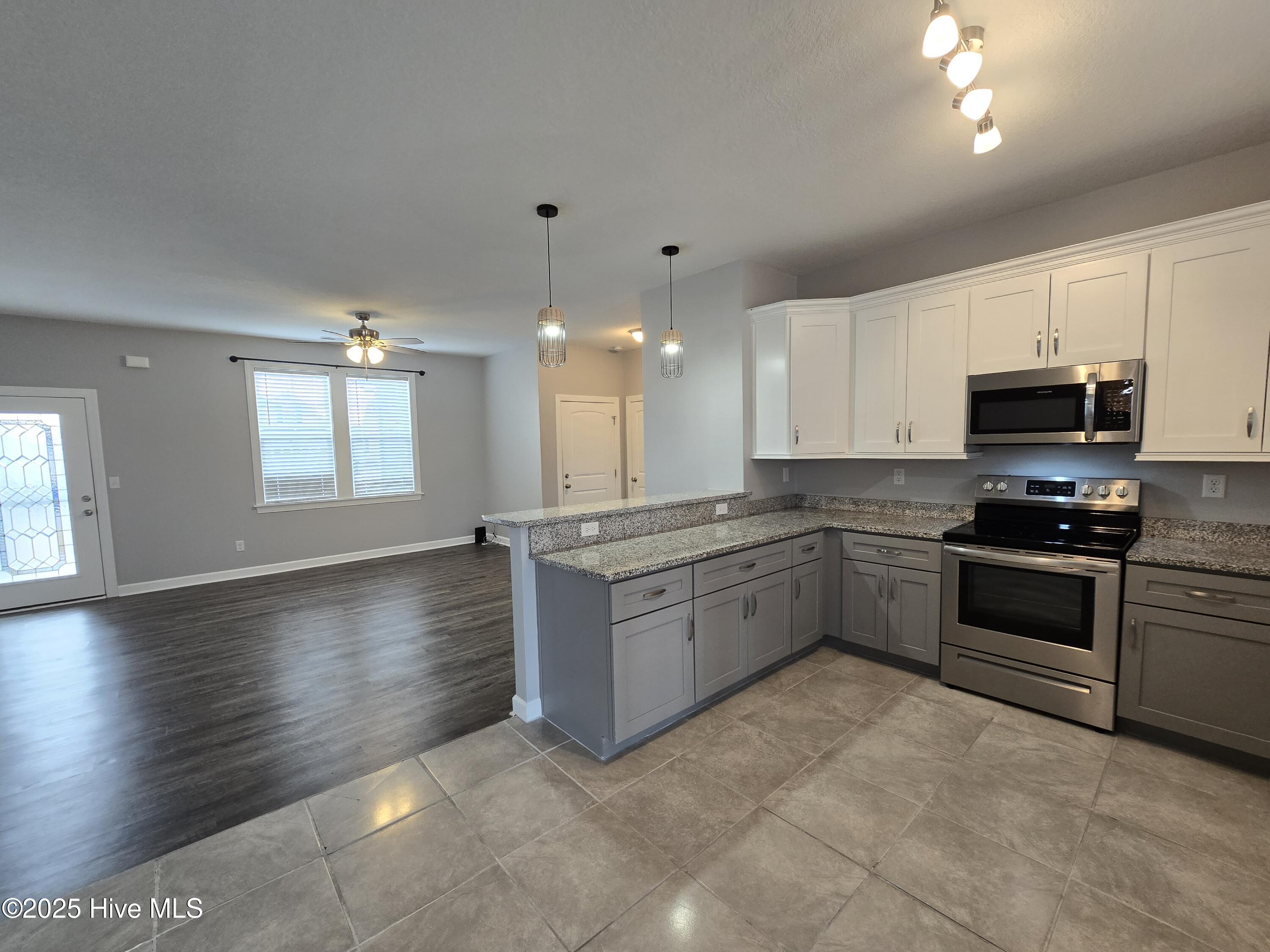 608 Millbrooke Circle Property Photo 3