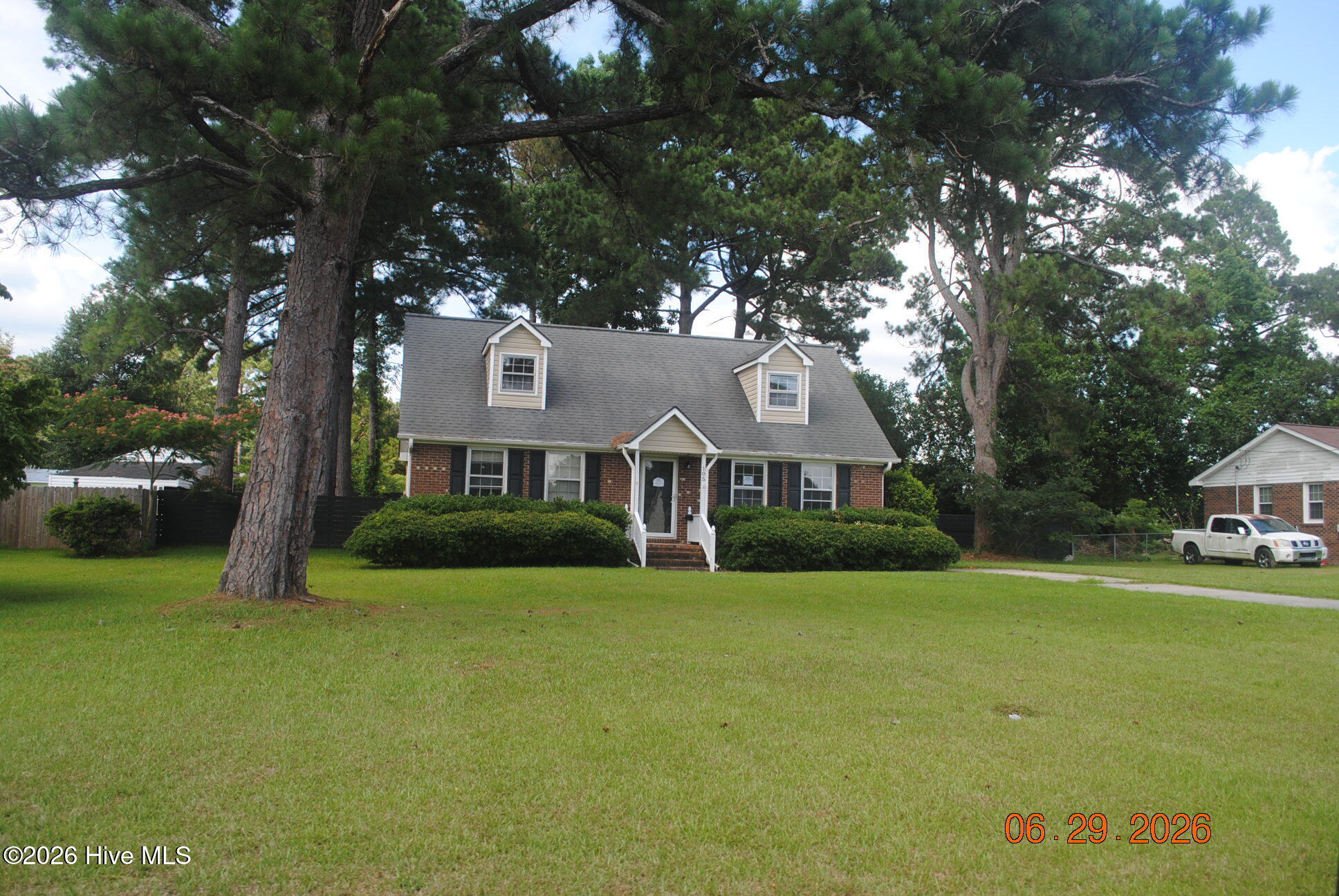 105 Hilda Road Property Photo 1
