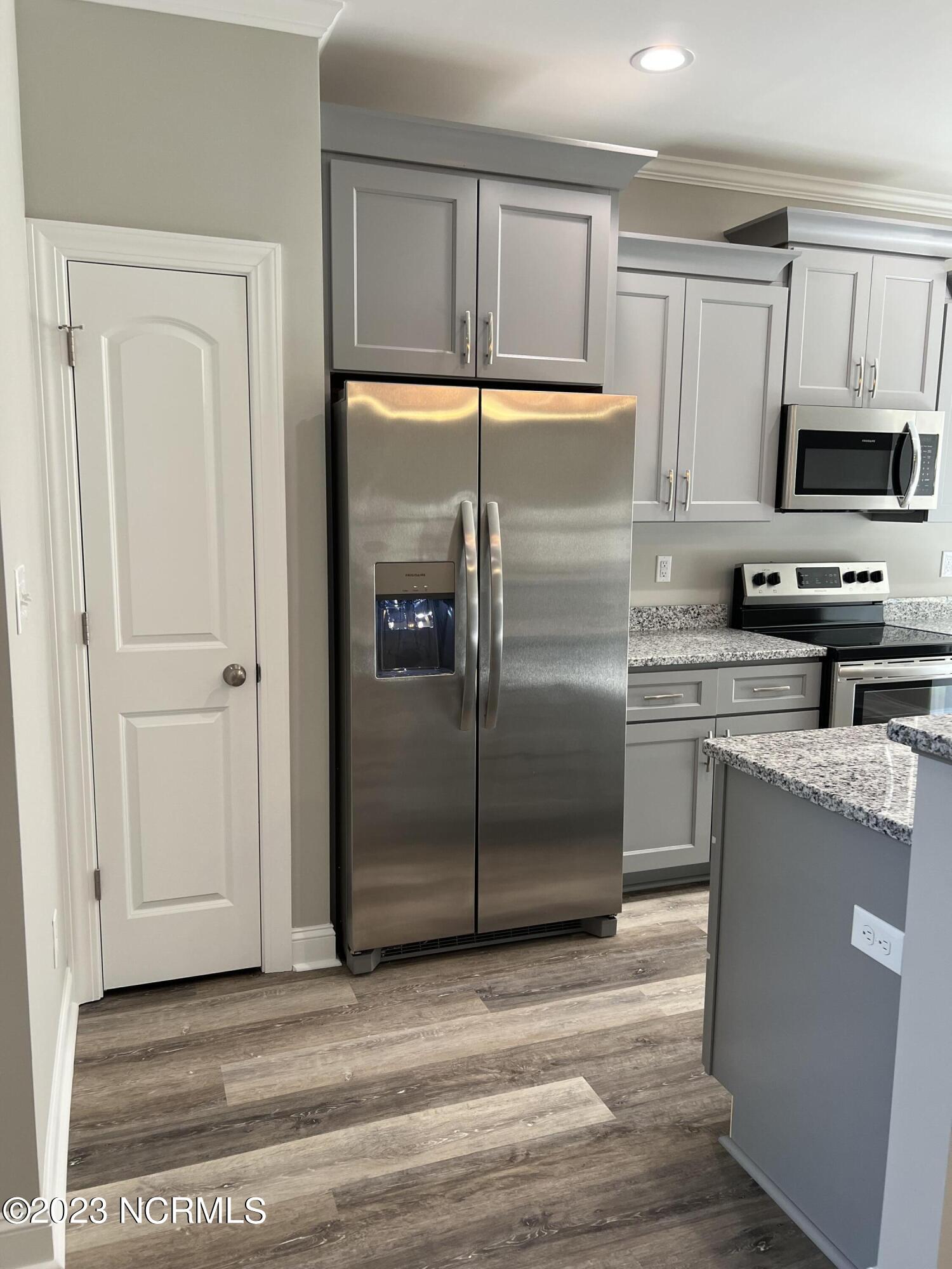 1628 Cambria Drive A Property Photo 9
