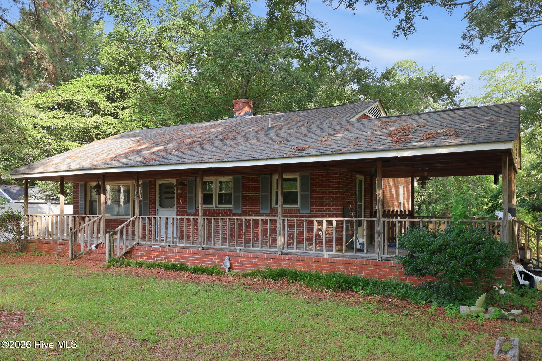 6764 Glenwood Drive Property Photo 3