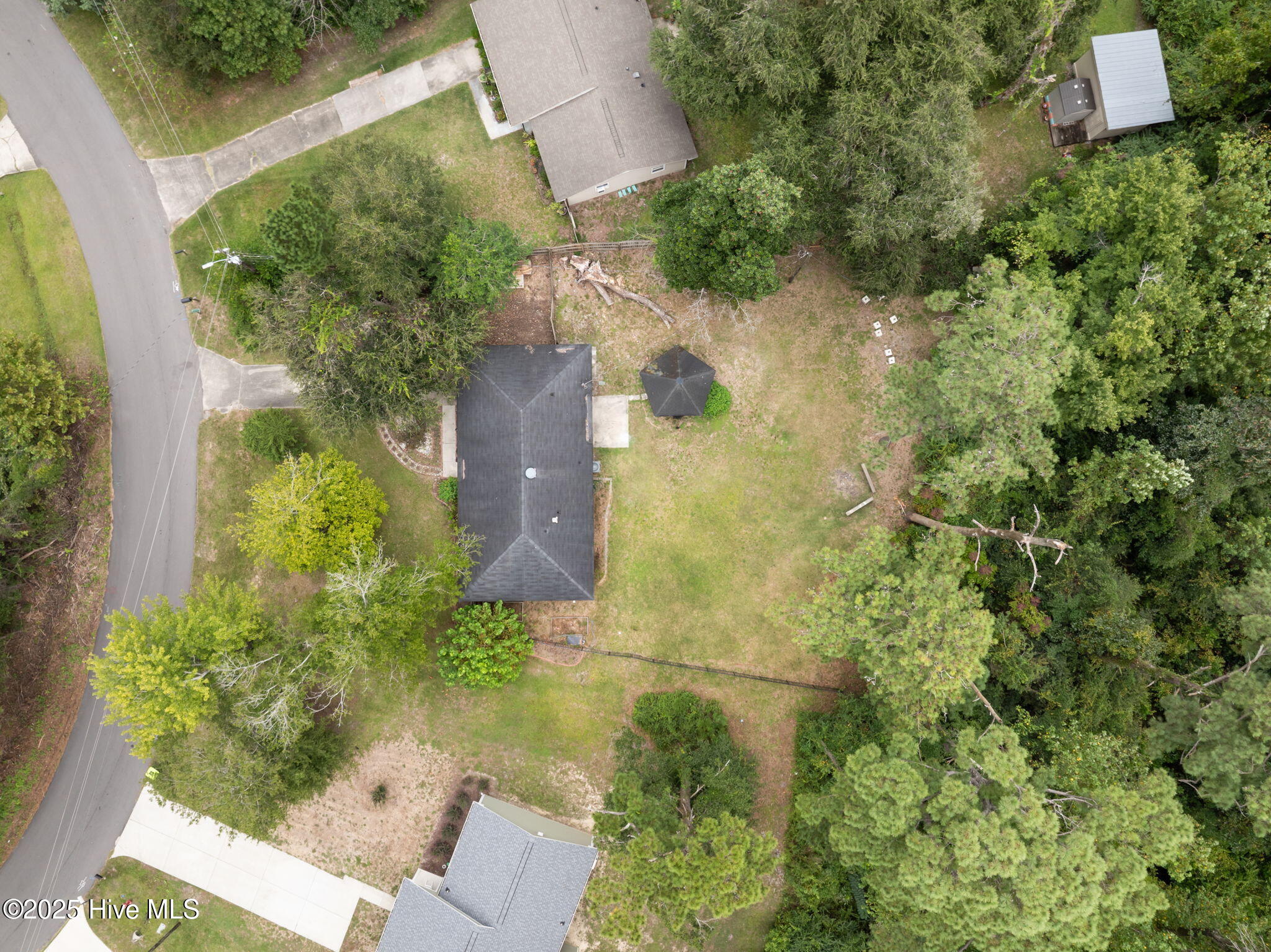 233 Buff Circle Property Photo 4