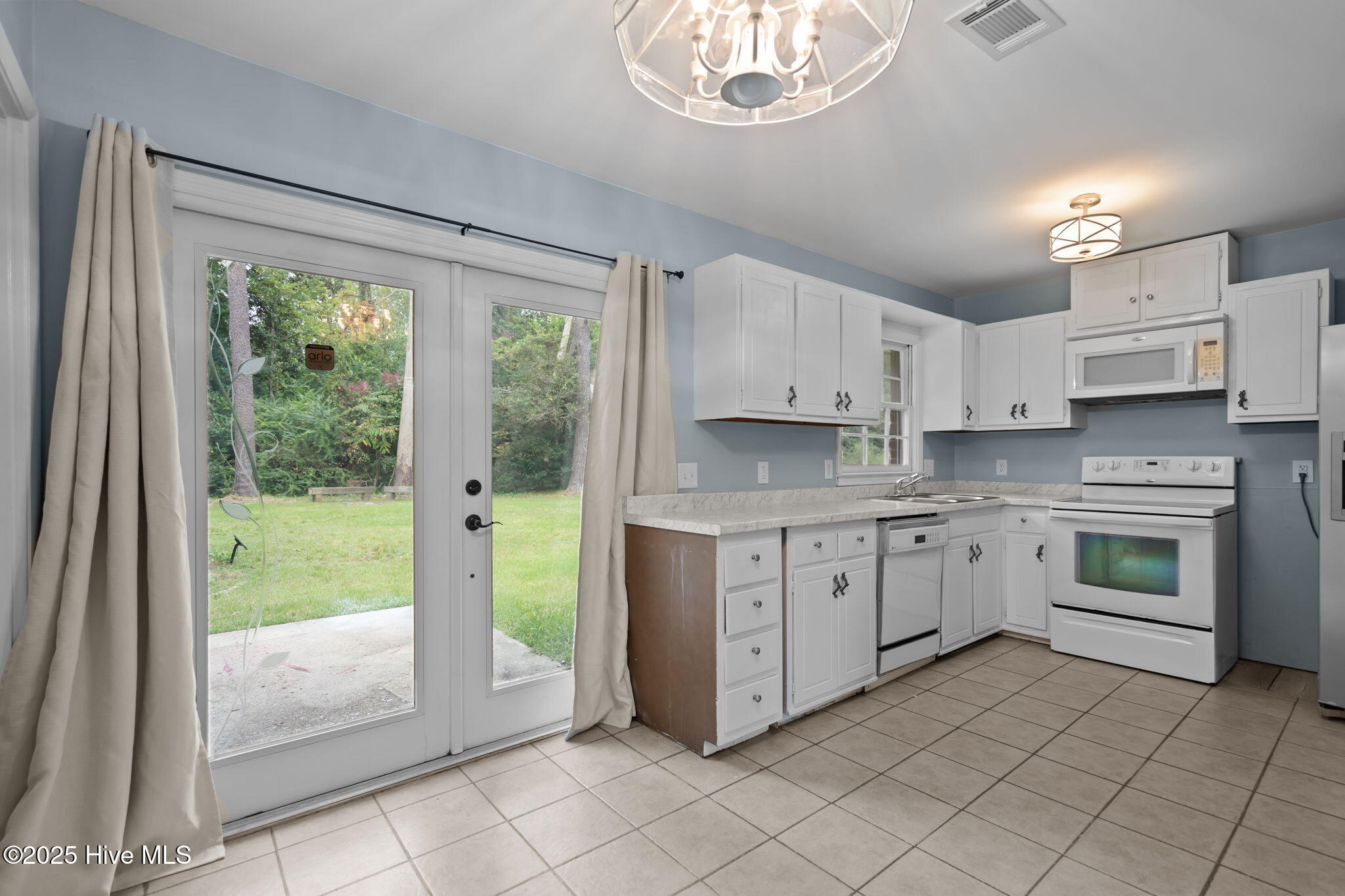 233 Buff Circle Property Photo 13