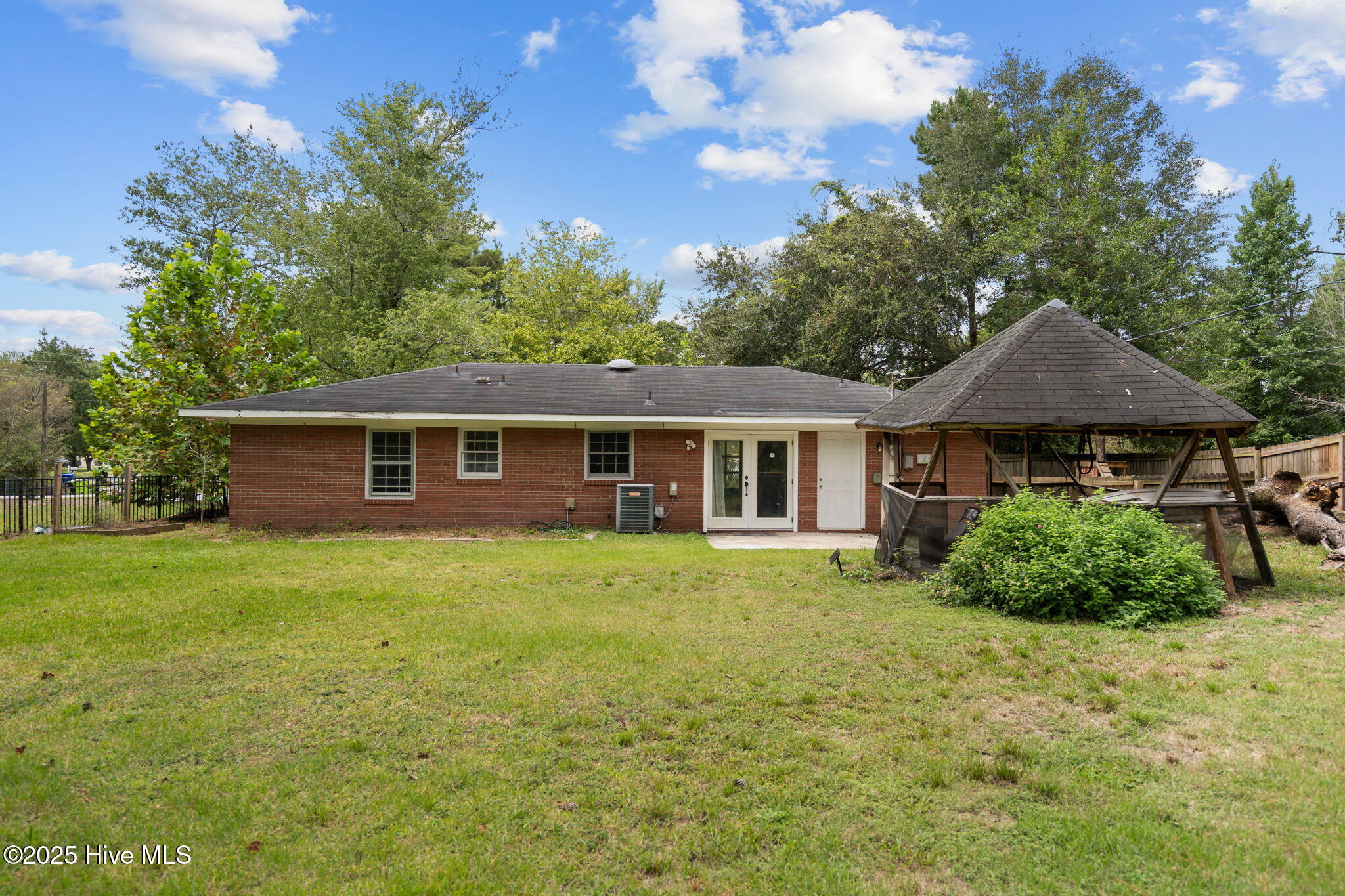 233 Buff Circle Property Photo 36