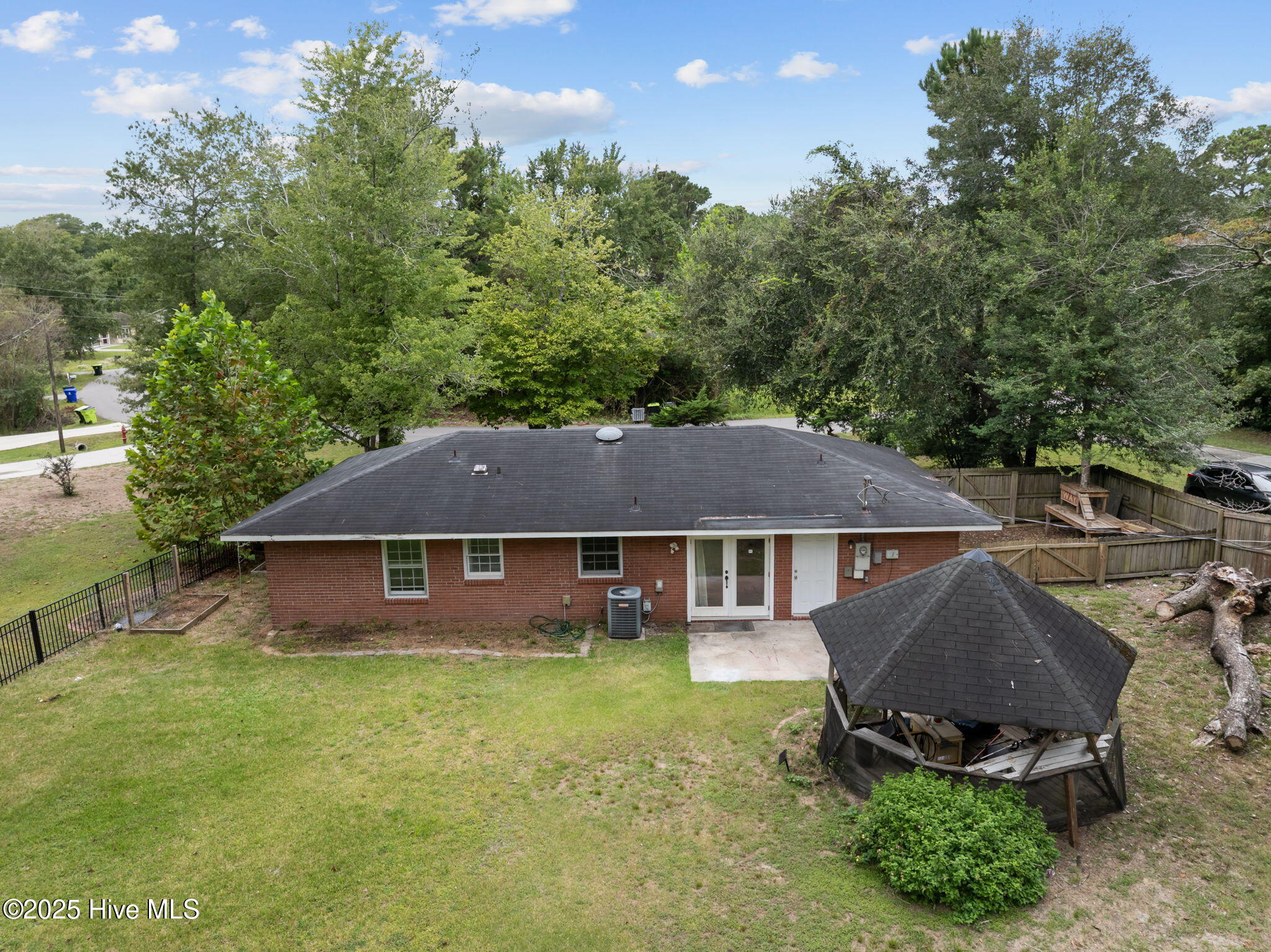 233 Buff Circle Property Photo 38