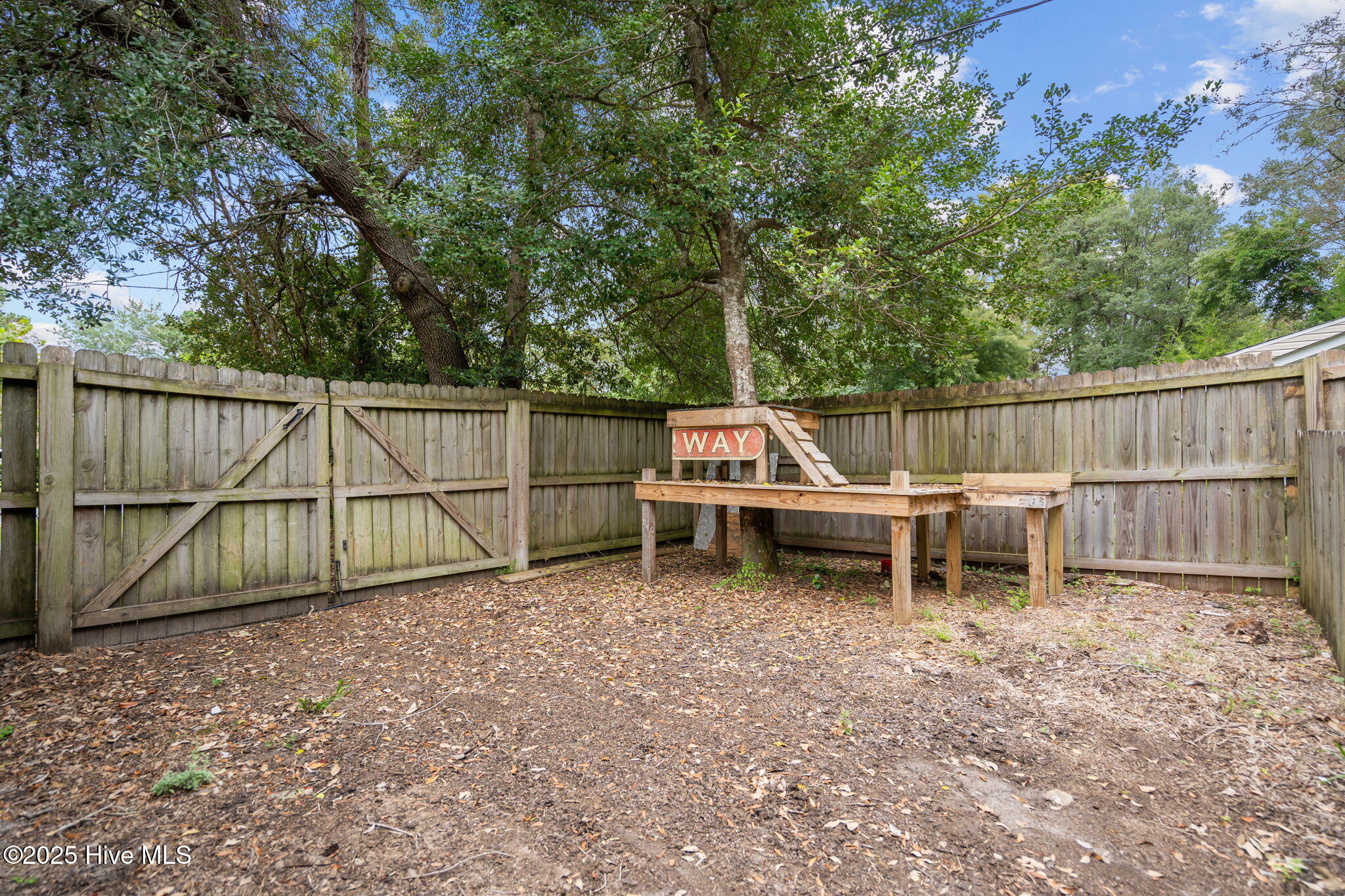 233 Buff Circle Property Photo 41