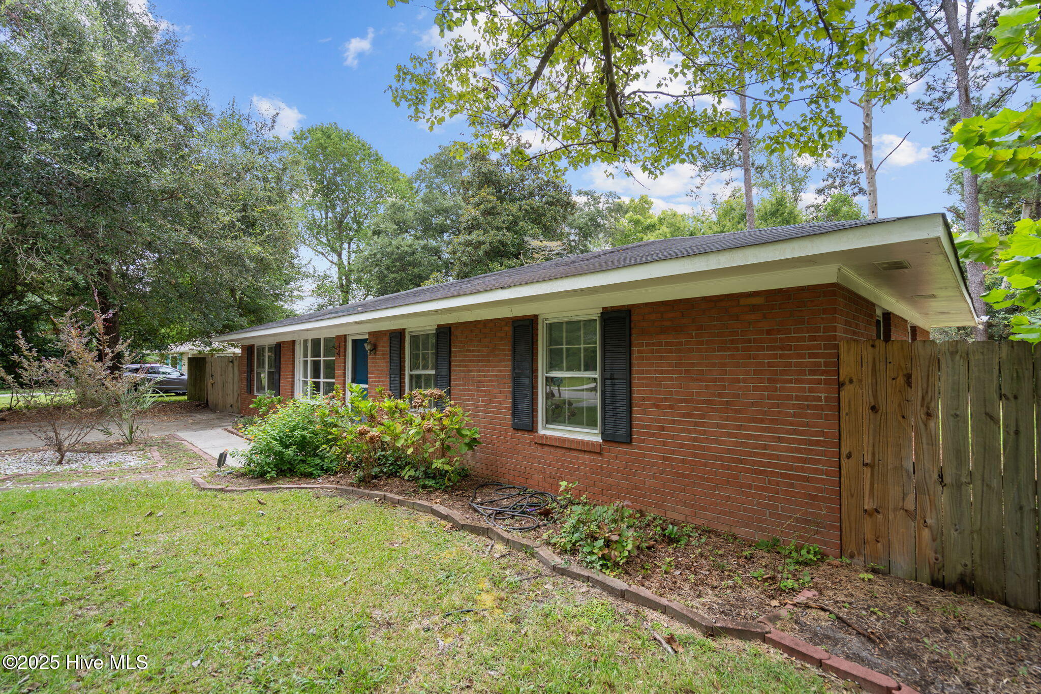 233 Buff Circle Property Photo 43