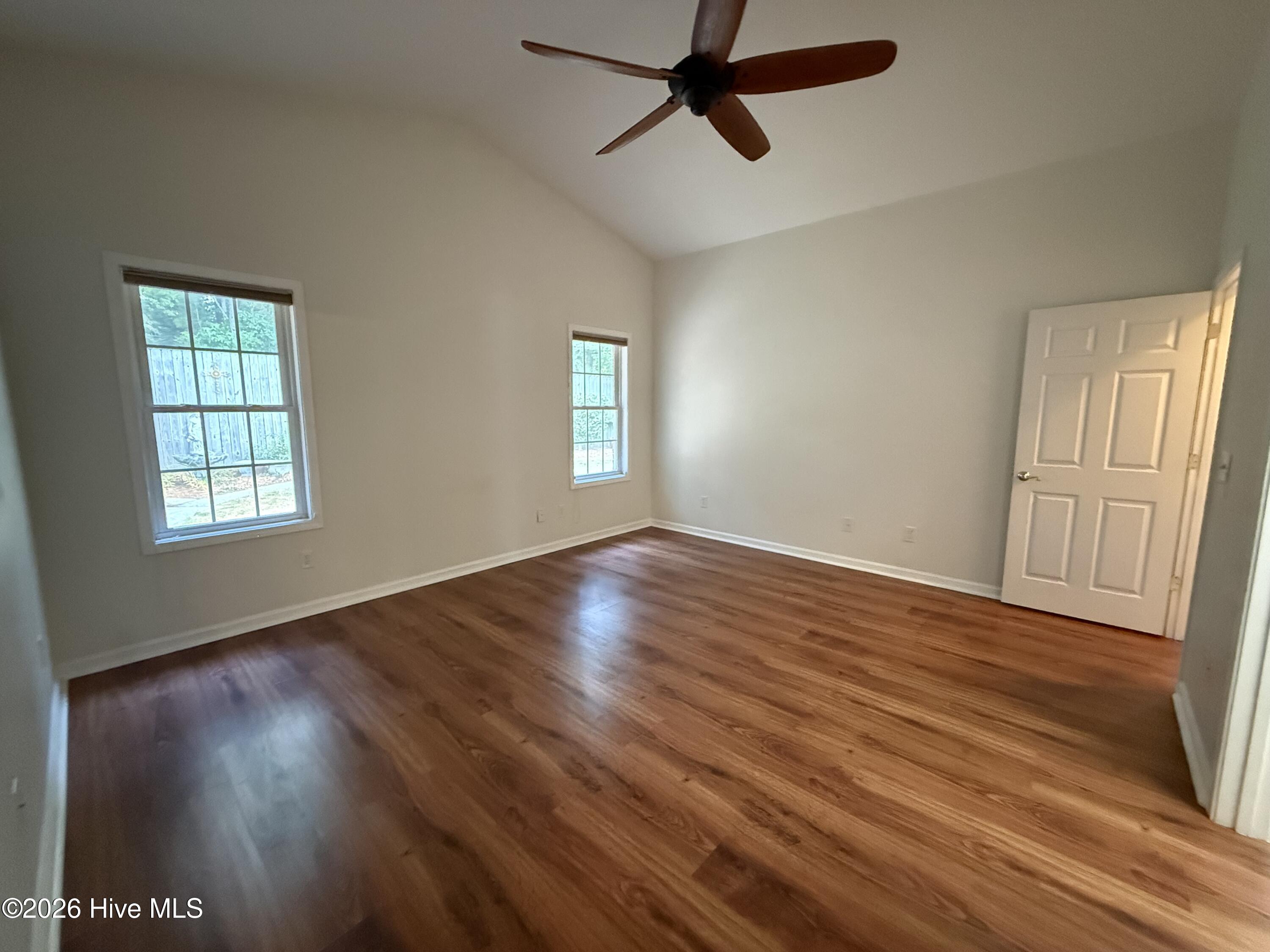 4913 Coronado Drive Property Photo 19