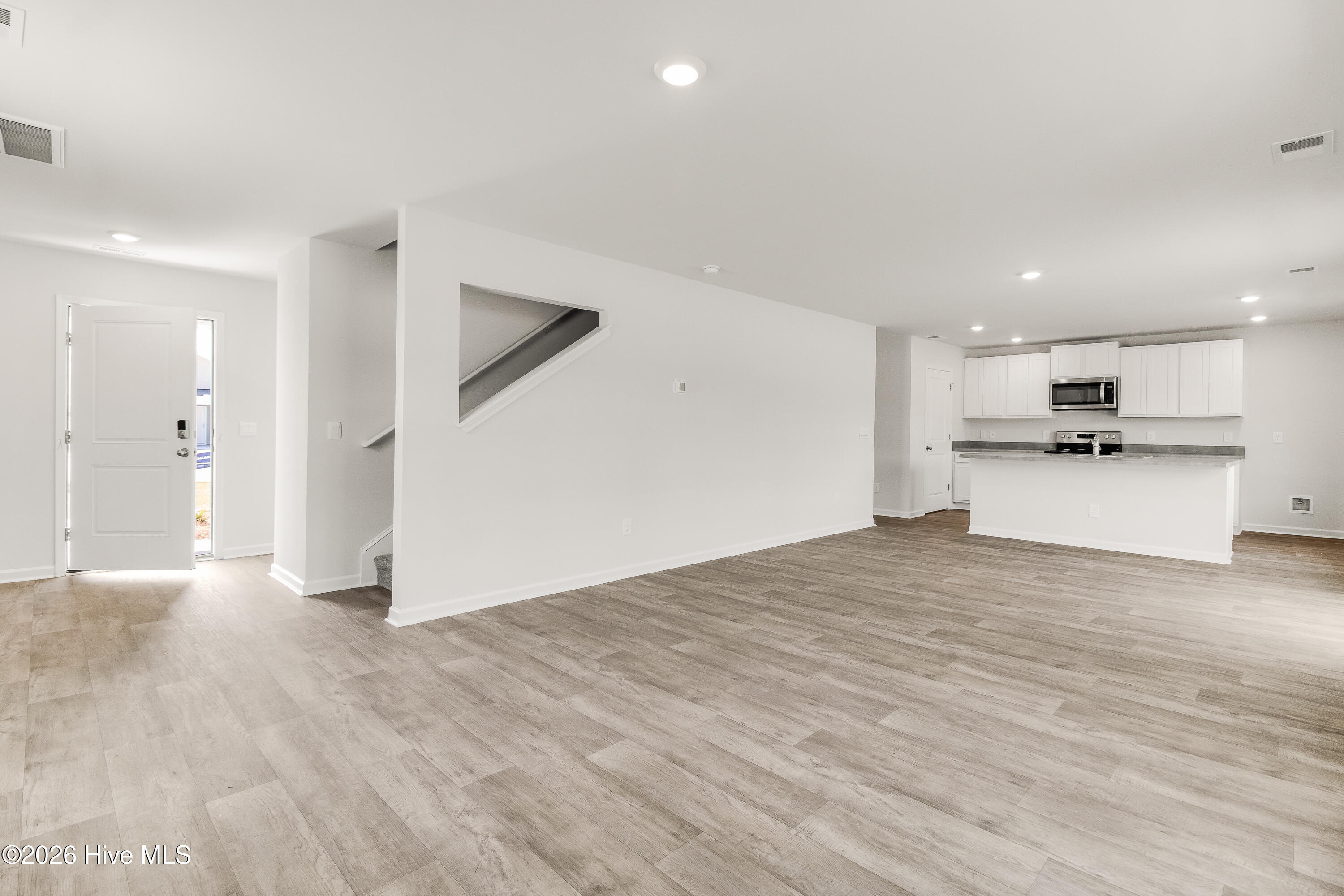 569 E Brambleton Drive Se 100 Property Photo 8