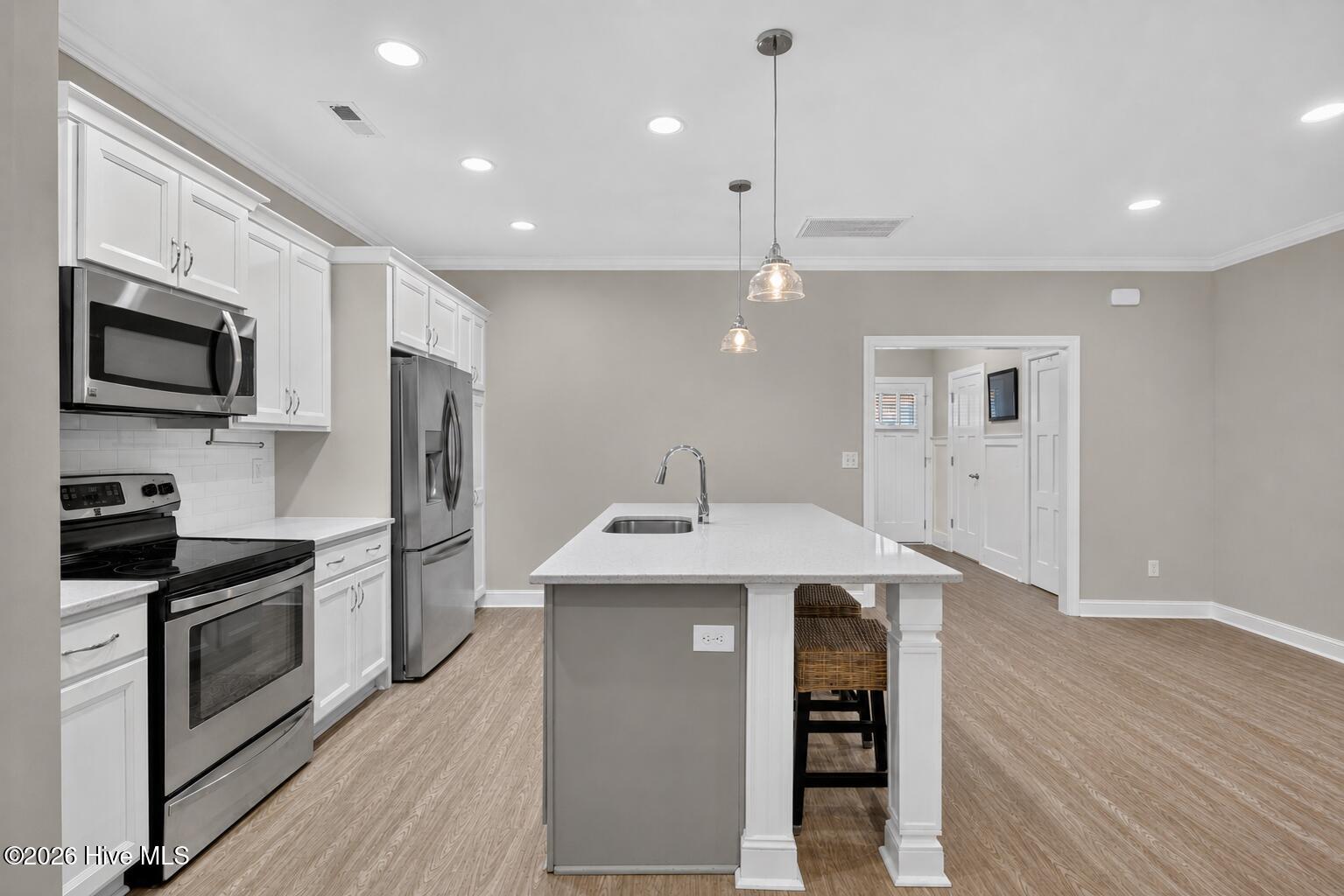 1025 Summer Woods Drive Property Photo 11