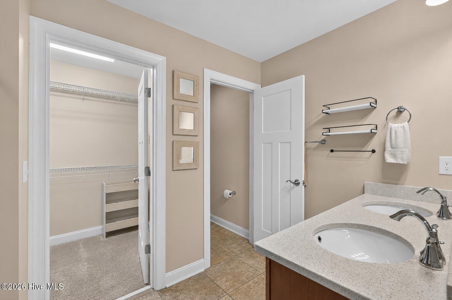 1025 Summer Woods Drive Property Photo 19
