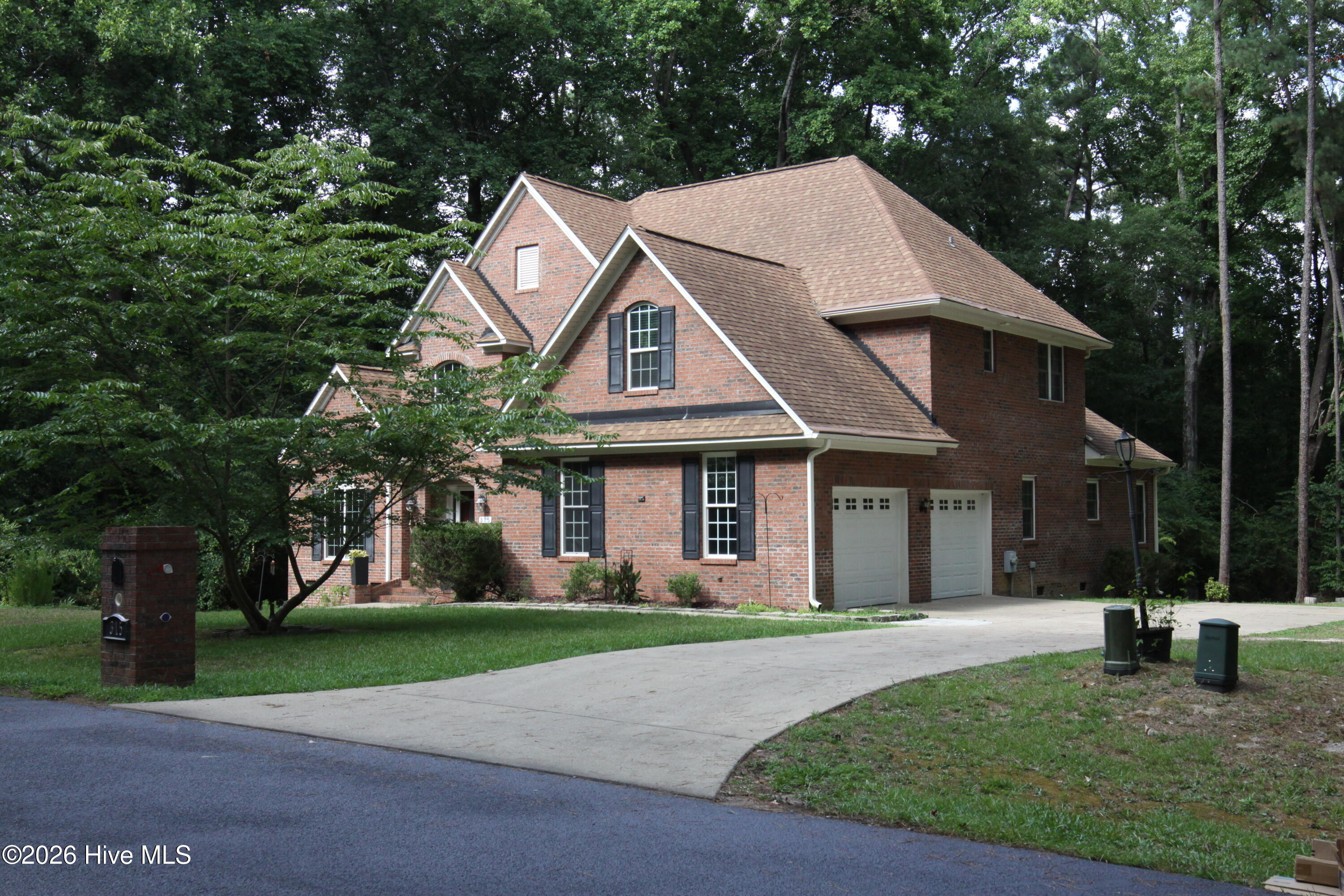 315 Chestnut Drive Property Photo 2