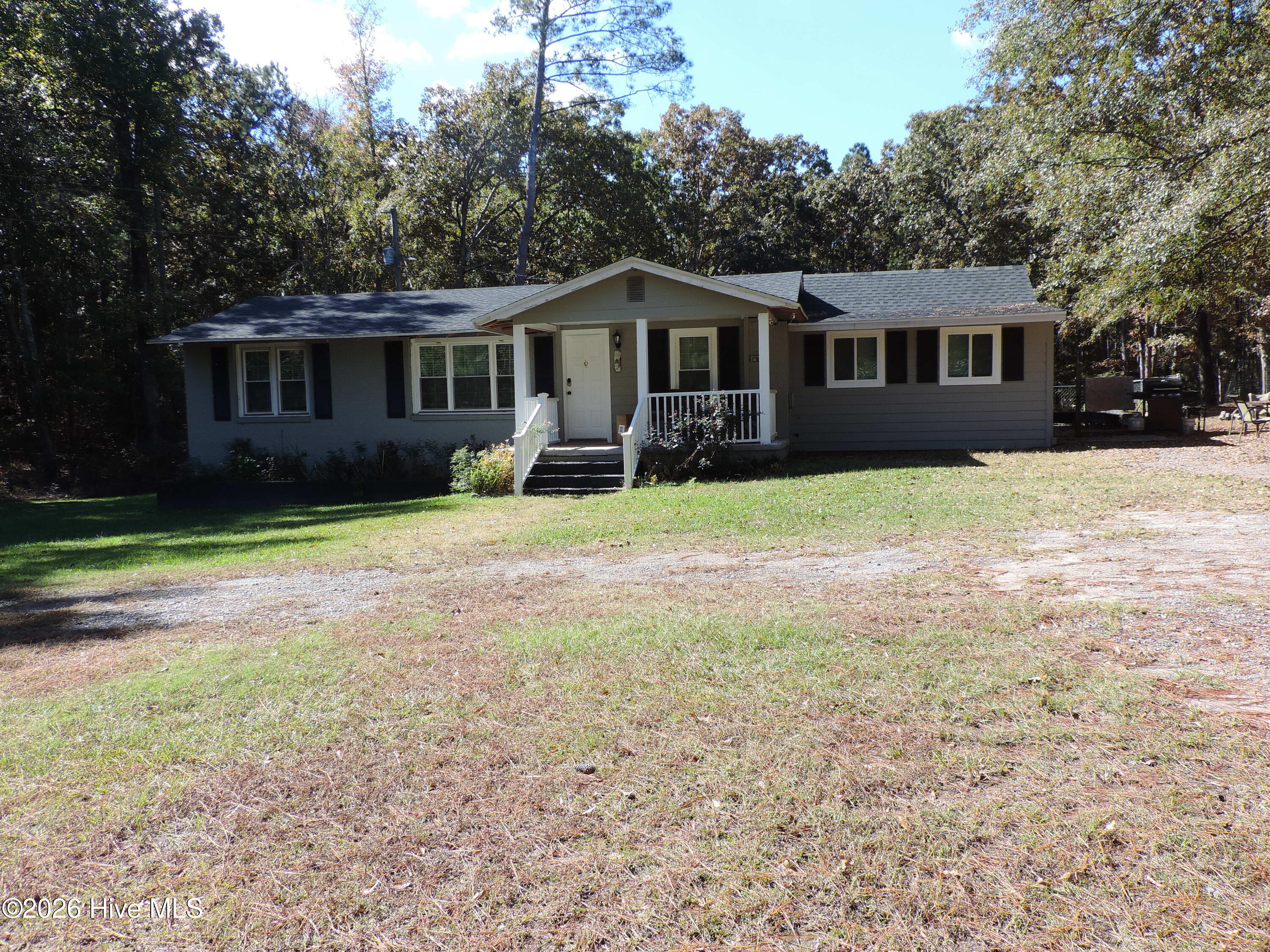 423 Greenfield Road Property Photo 2