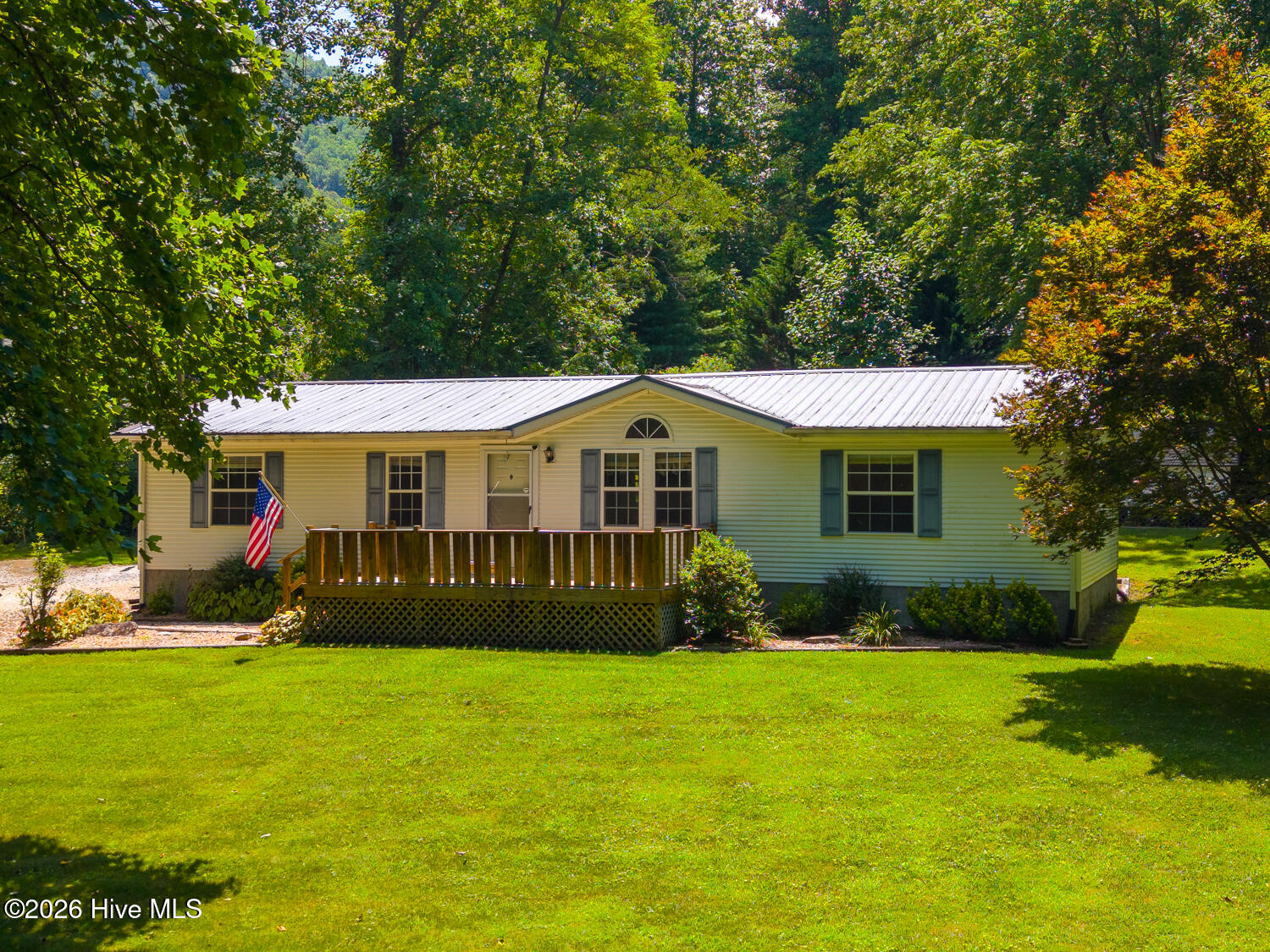 394 Anderson Road Property Photo 6
